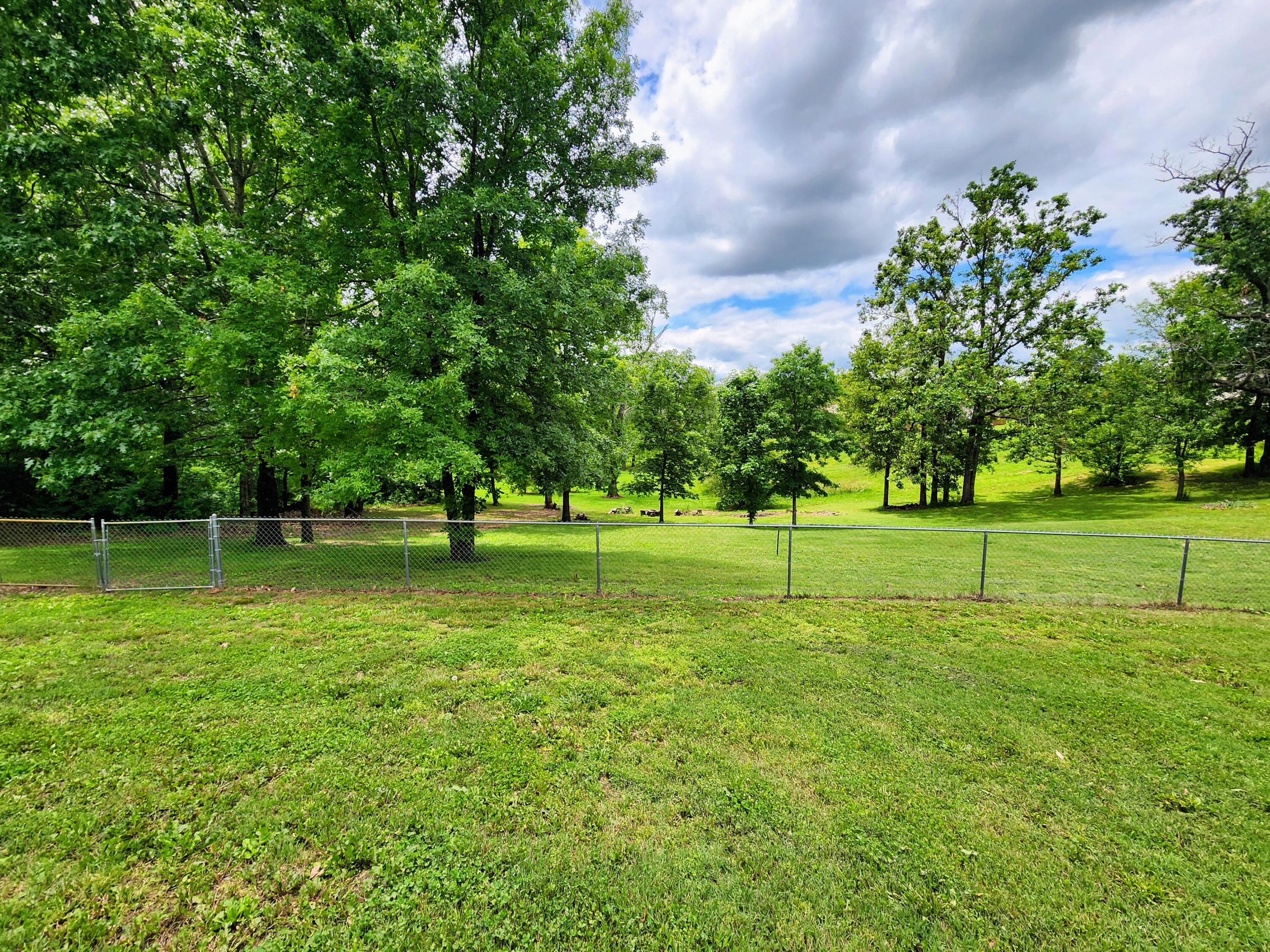 7661 Private Road 2459 Property Photo 12