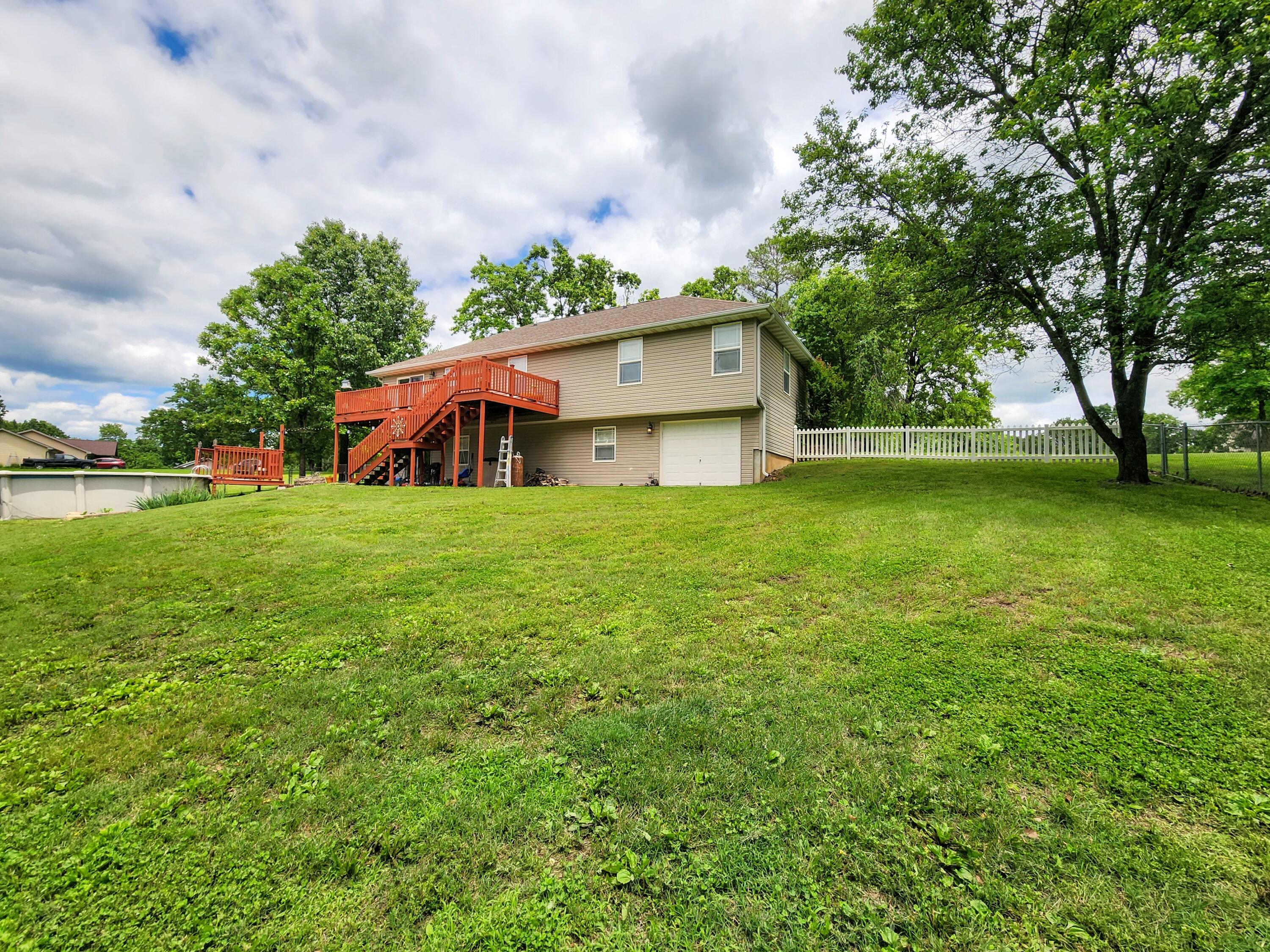 7661 Private Road 2459 Property Photo 14
