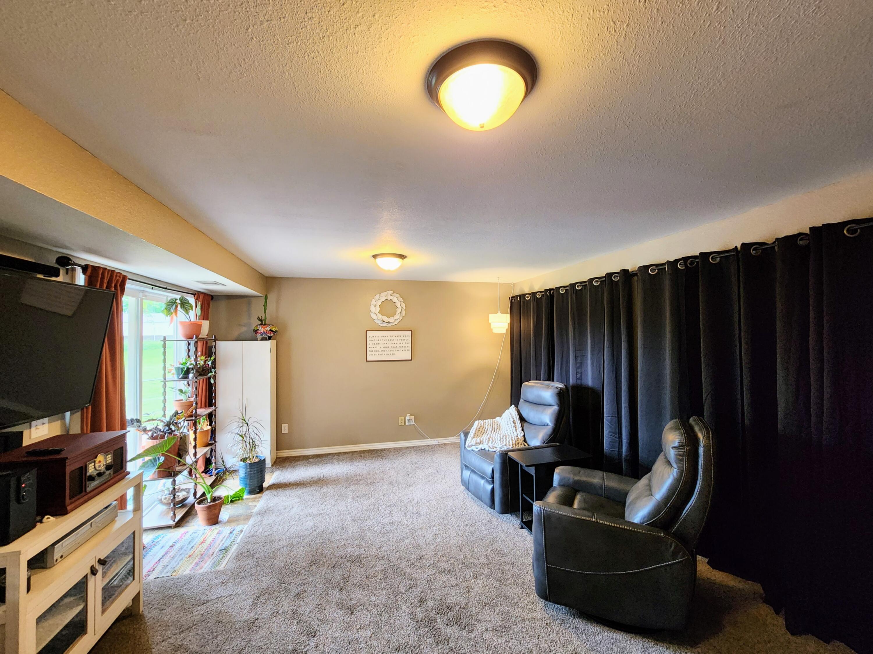7661 Private Road 2459 Property Photo 49