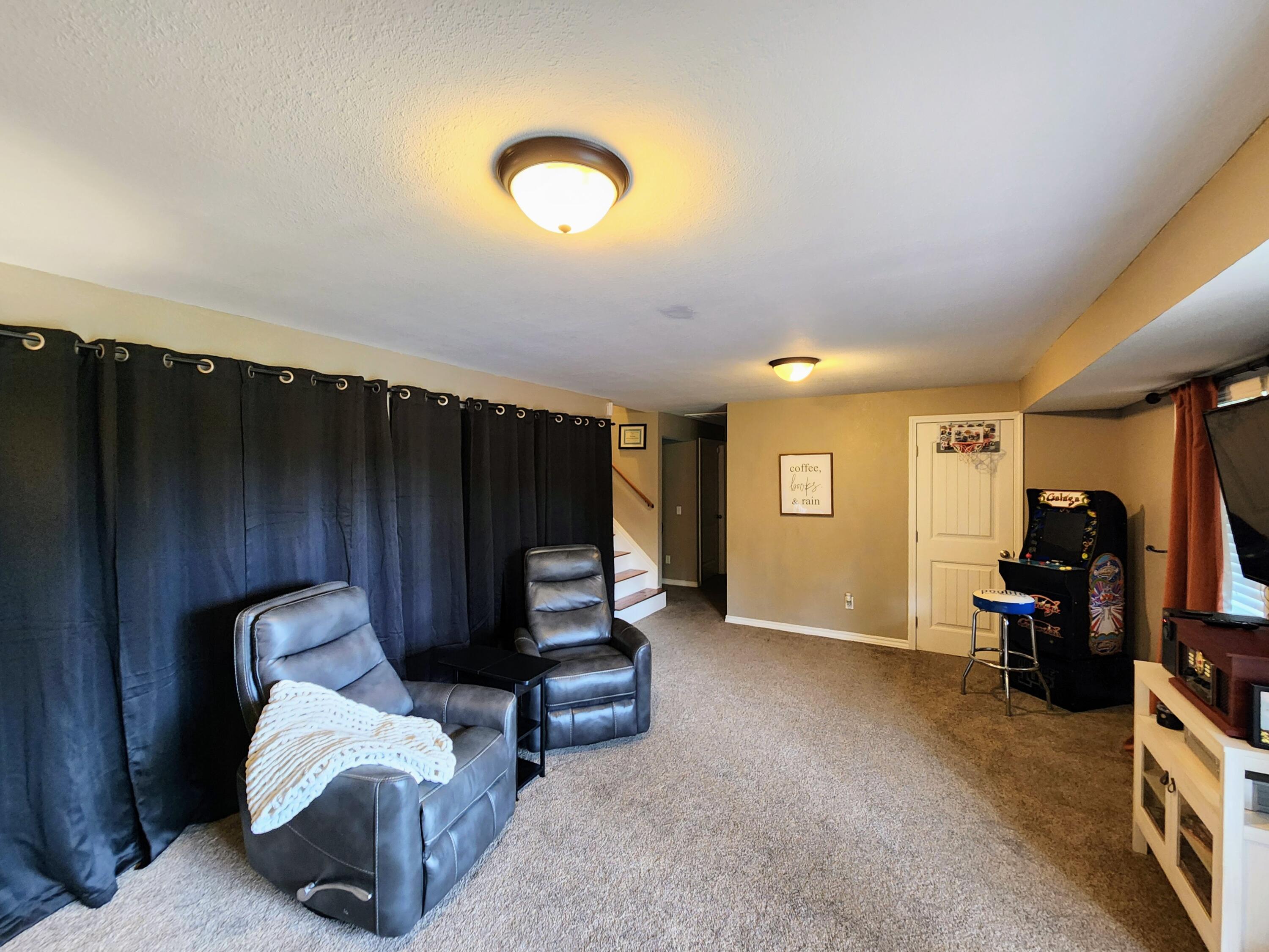 7661 Private Road 2459 Property Photo 50