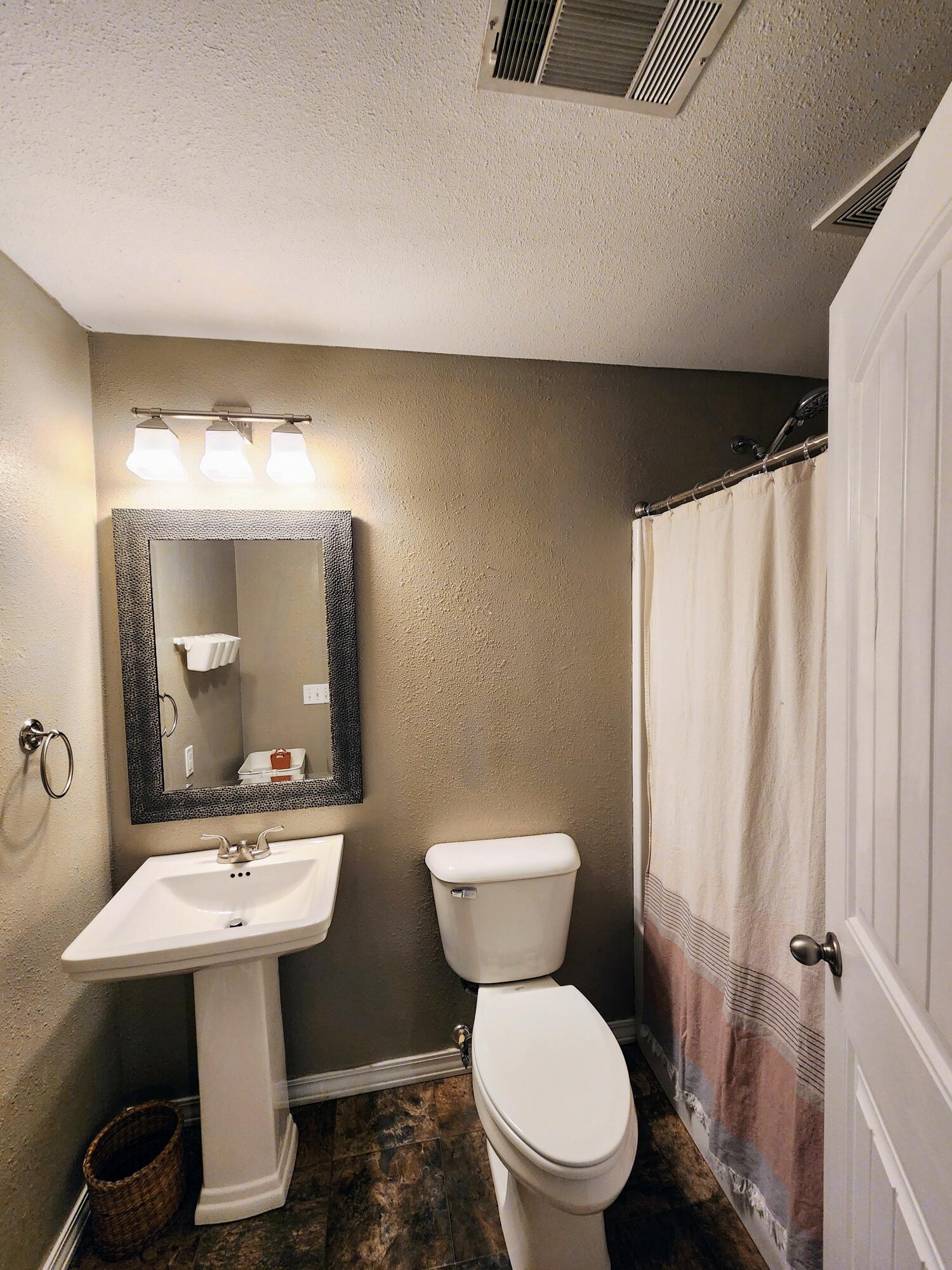 7661 Private Road 2459 Property Photo 53