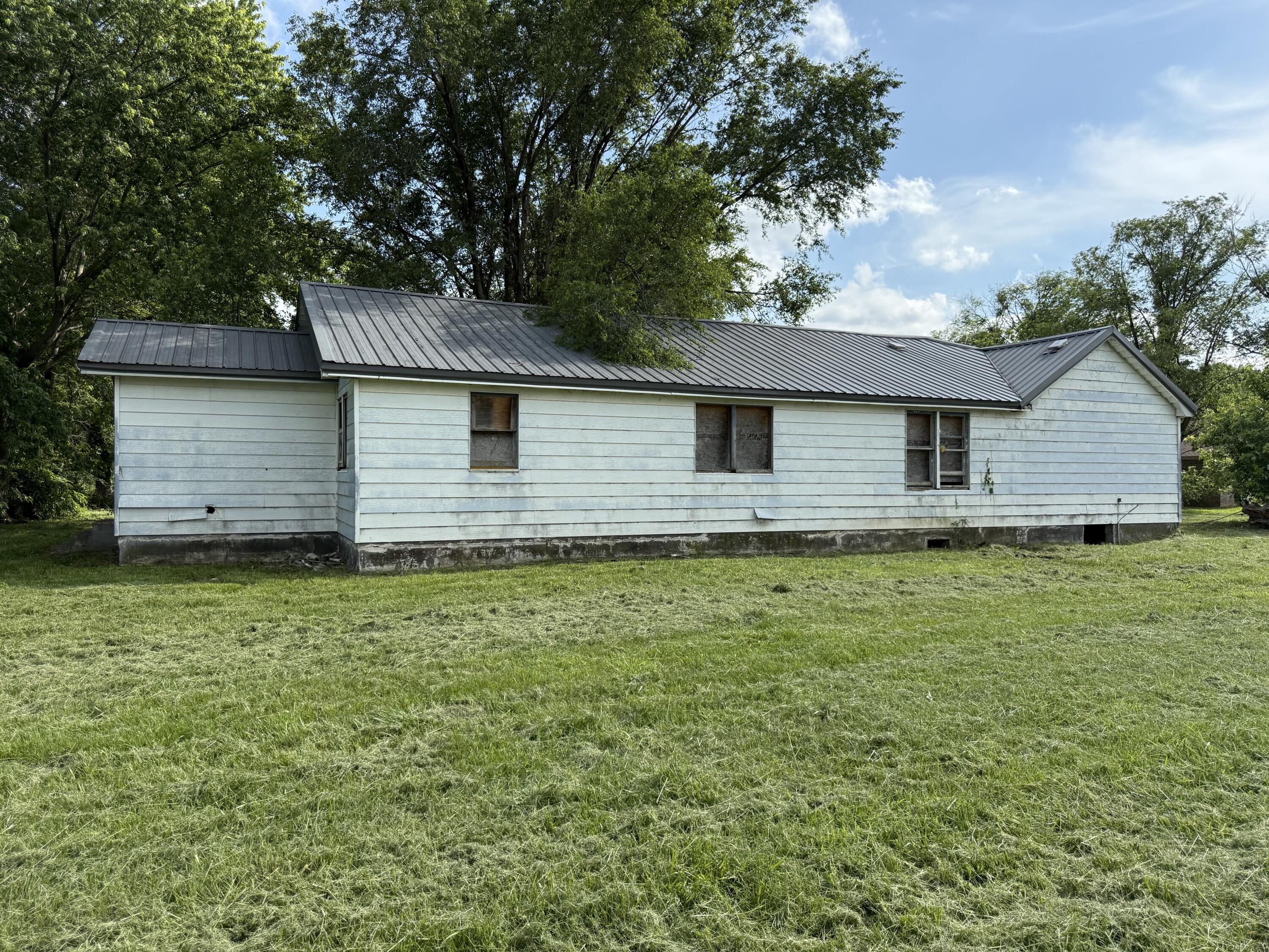 10405 East 5th Street Property Photo 15
