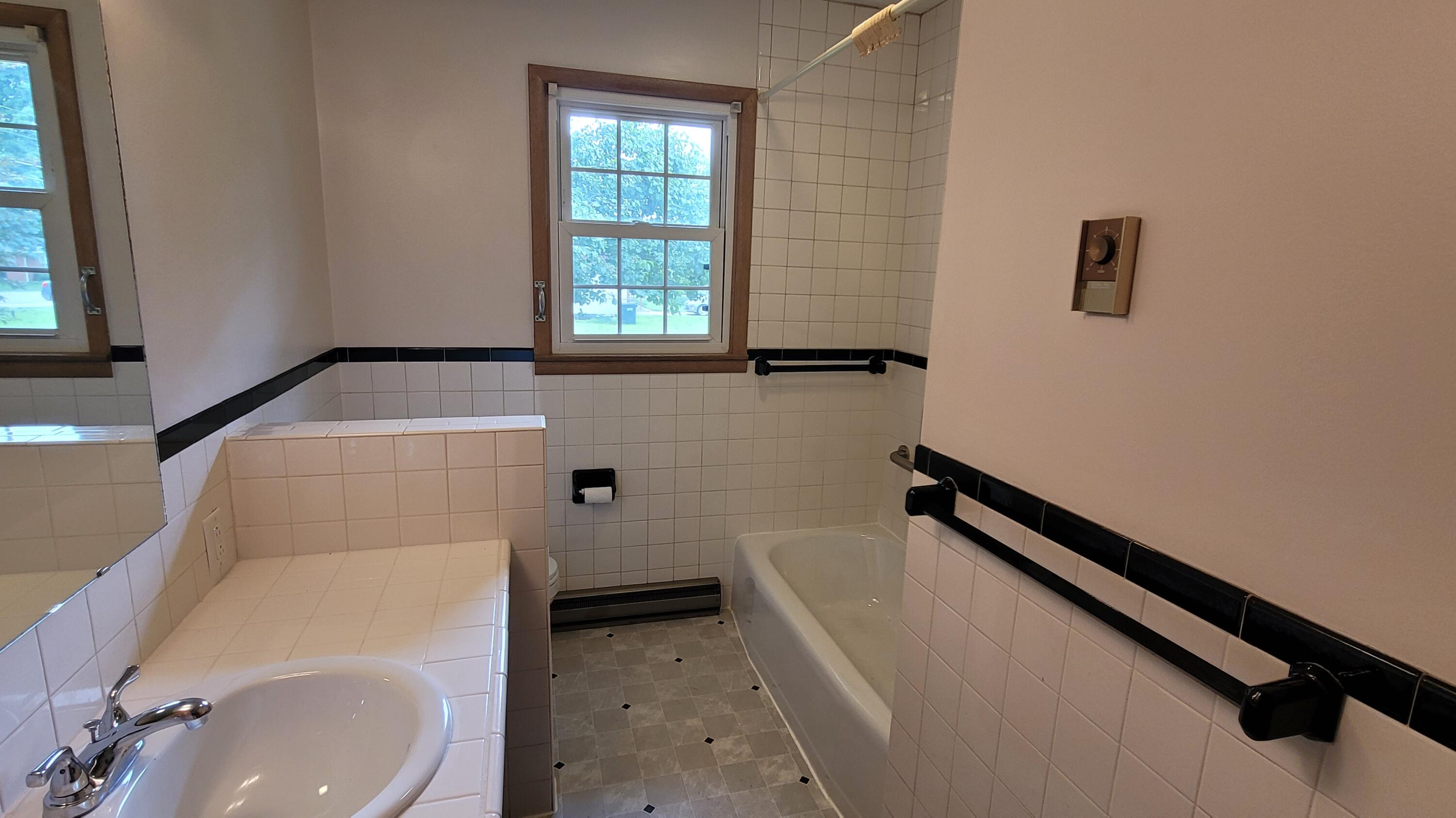 415 North Locust Street Property Photo 26