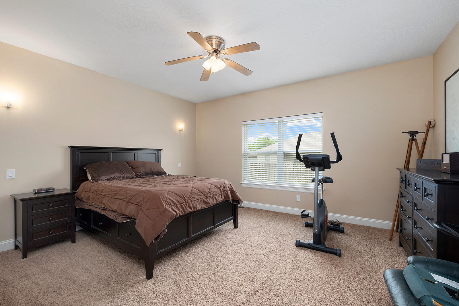 3117 North Albertha Avenue Property Photo 14