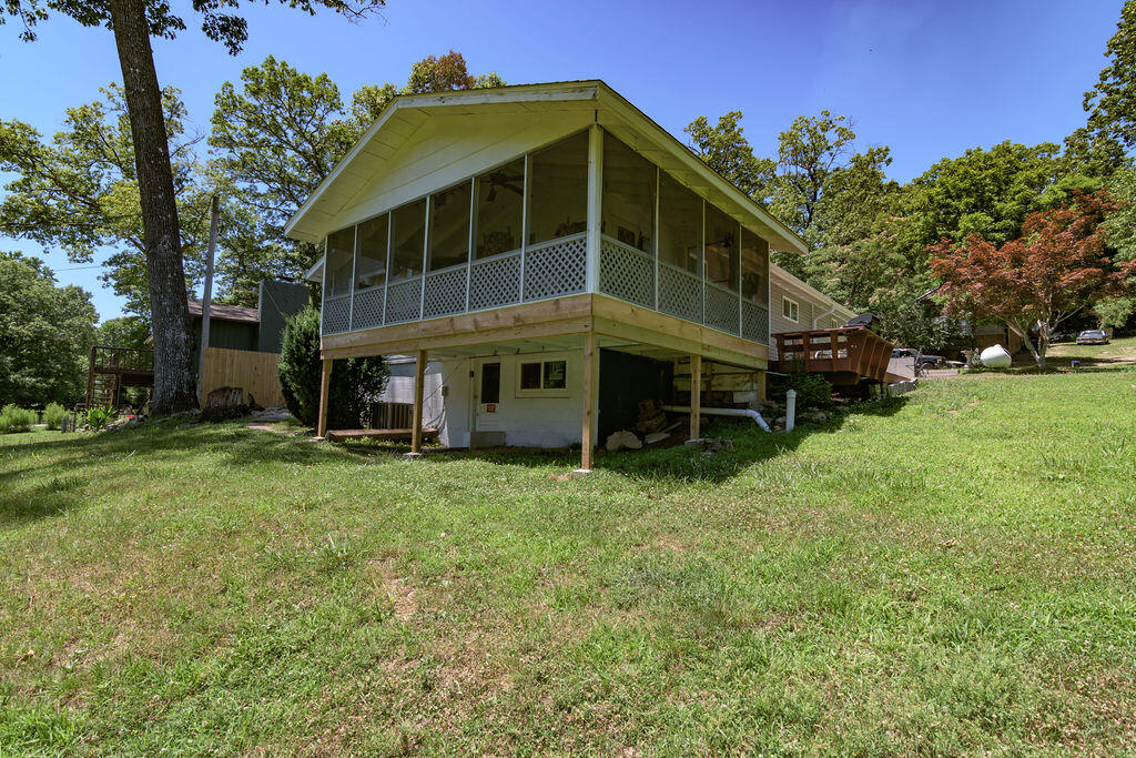 360 Cathy Street Property Photo 24