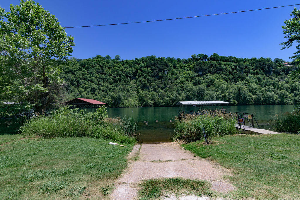 360 Cathy Street Property Photo 29