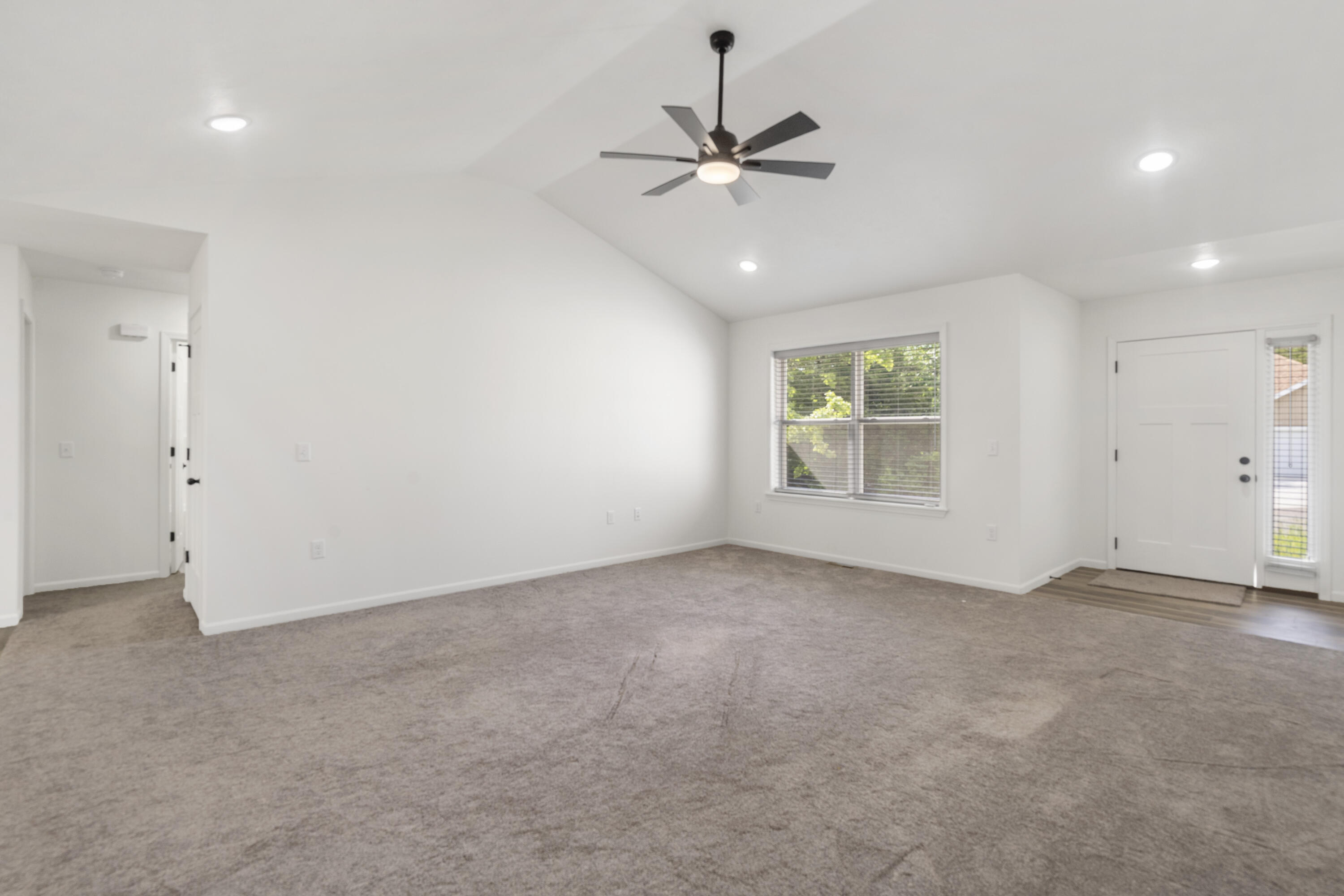 591 Pine Woods Village Drive Property Photo 6