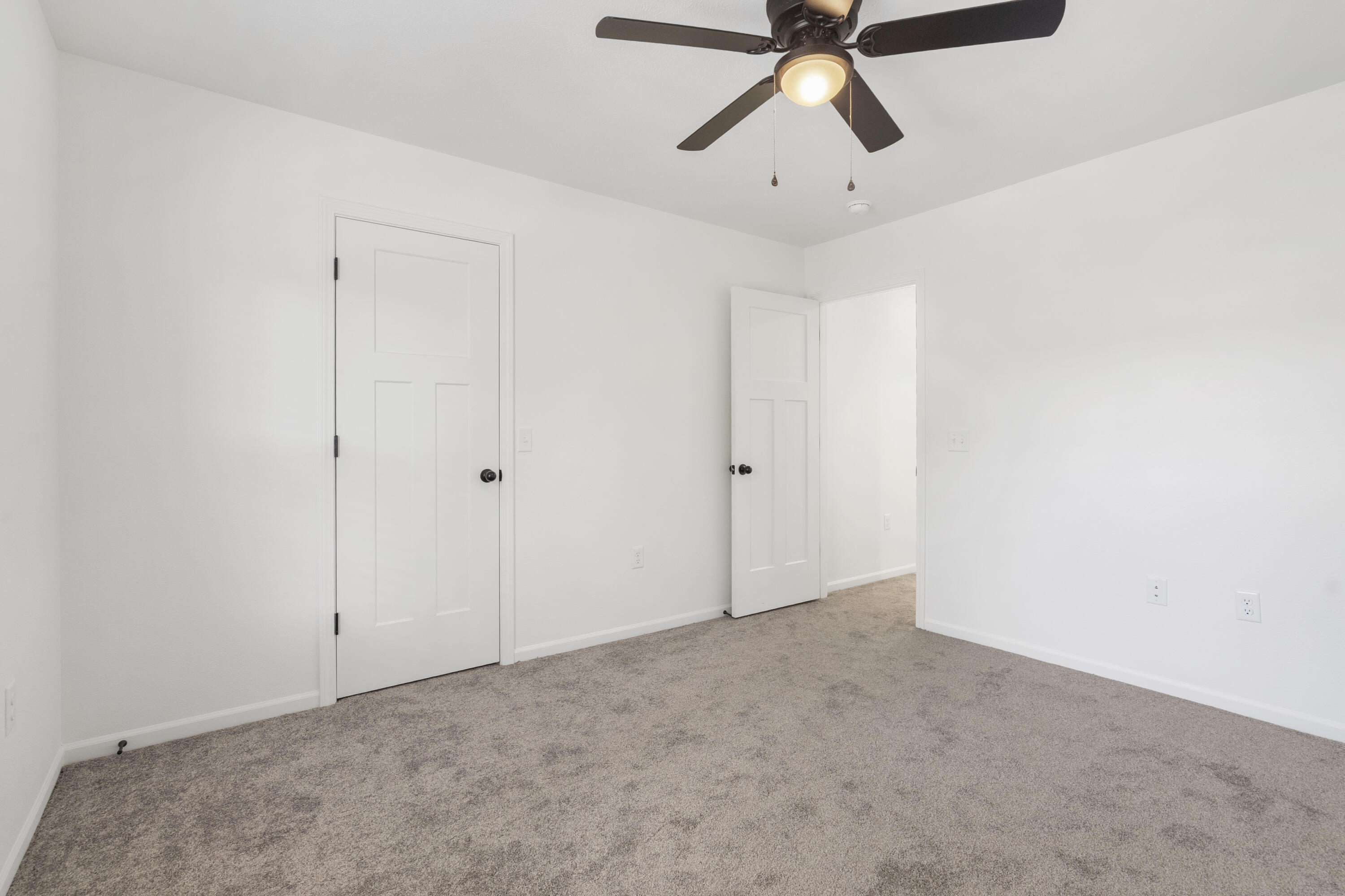 591 Pine Woods Village Drive Property Photo 27