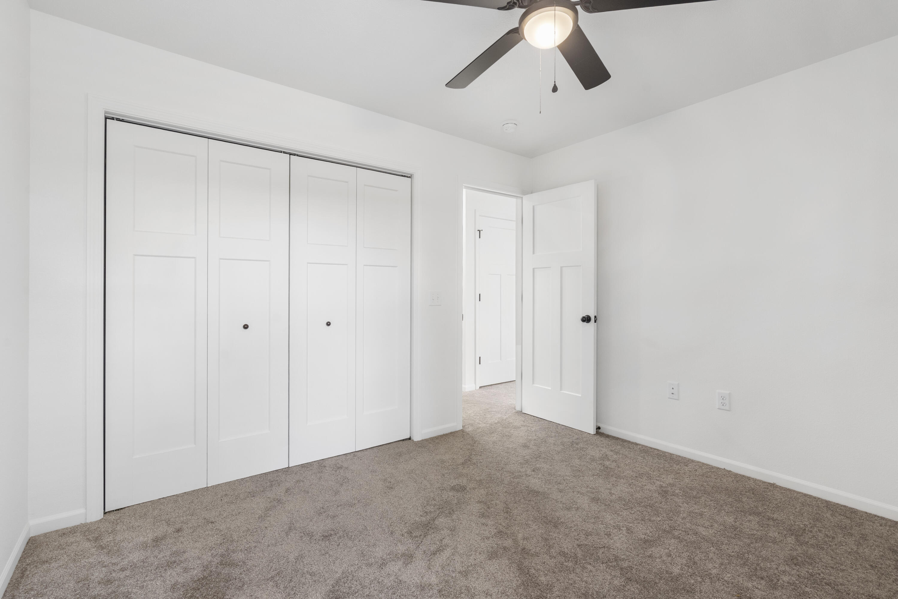 591 Pine Woods Village Drive Property Photo 29