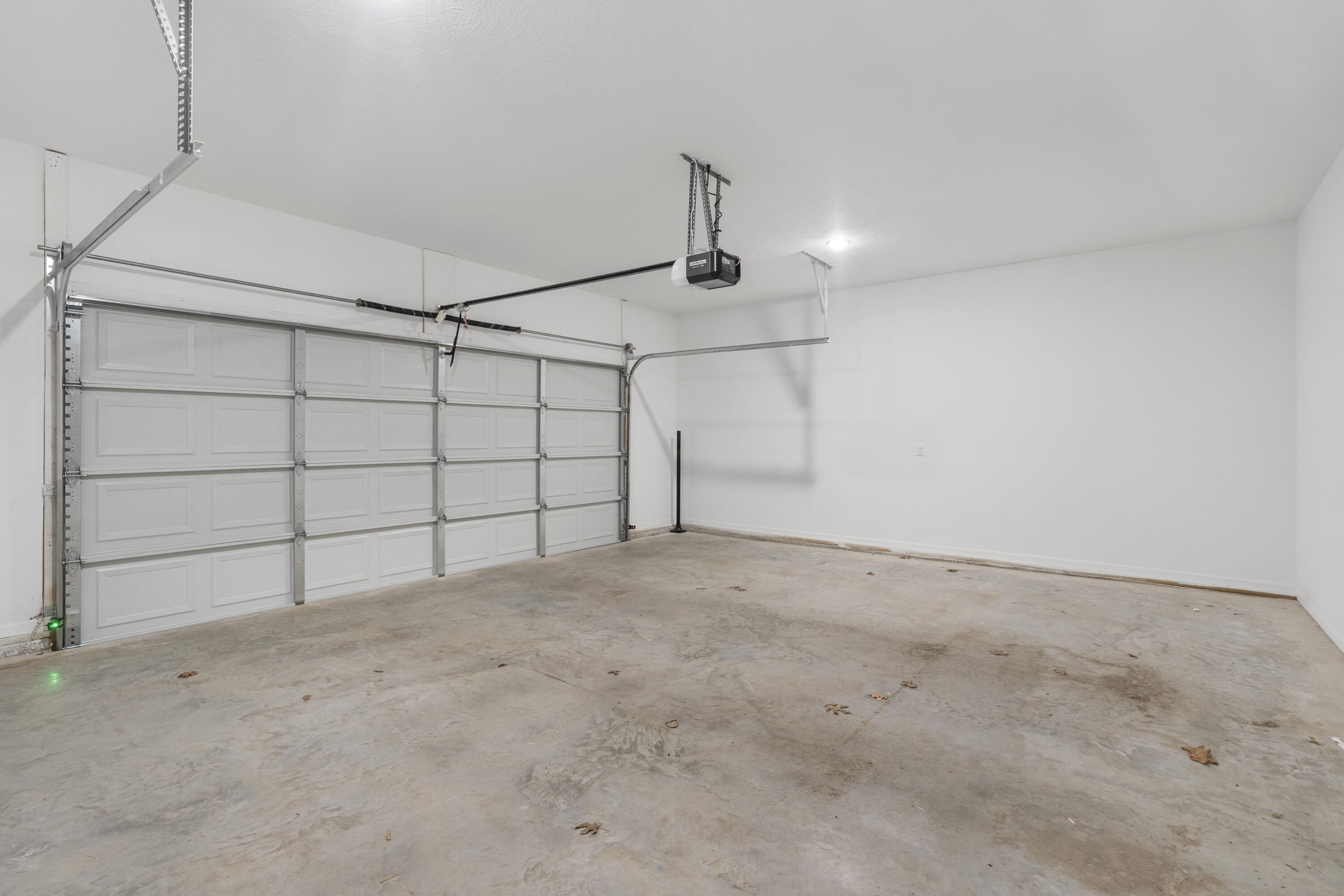 591 Pine Woods Village Drive Property Photo 57