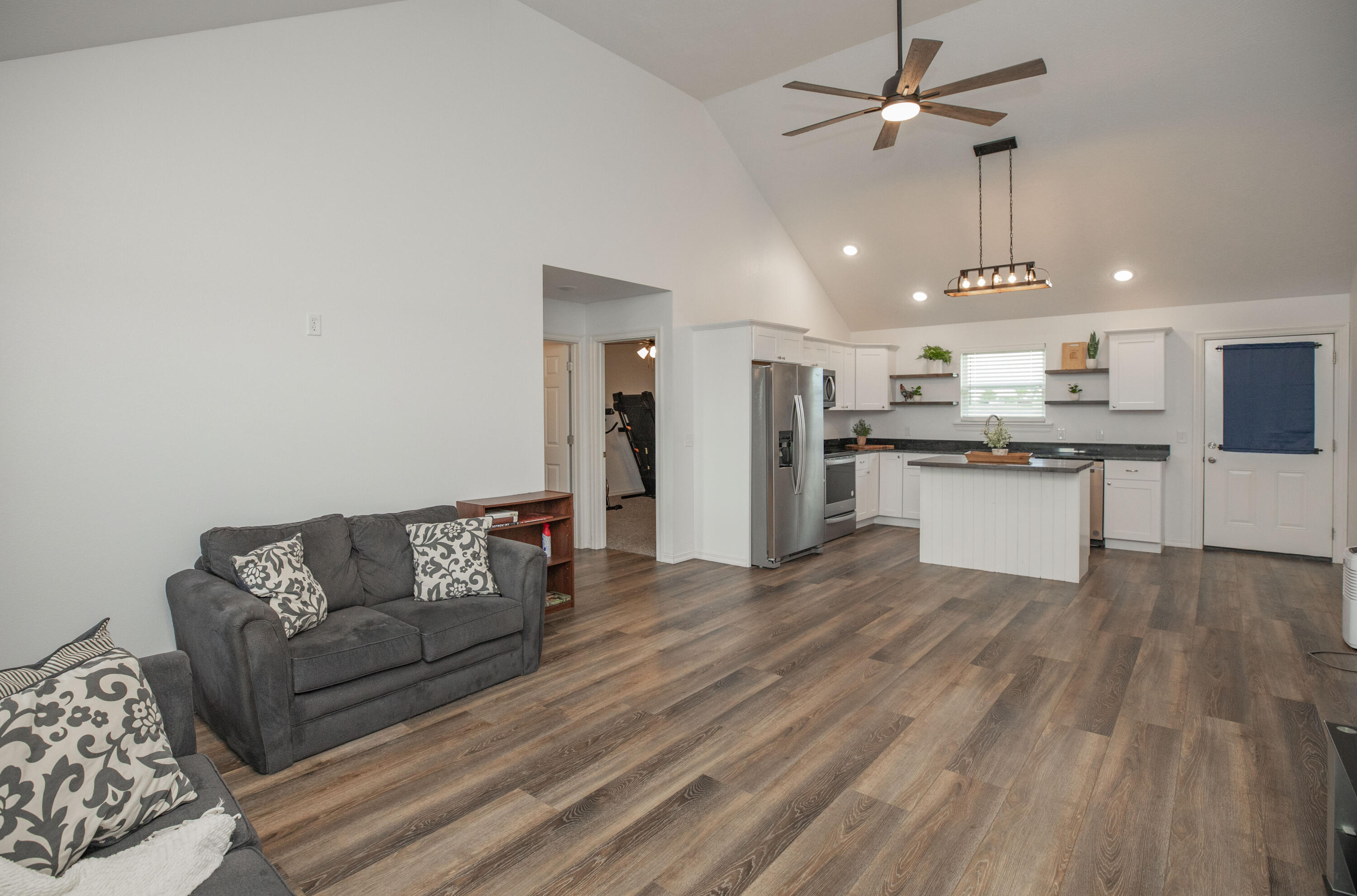 13447 East 1424 Road Property Photo 11