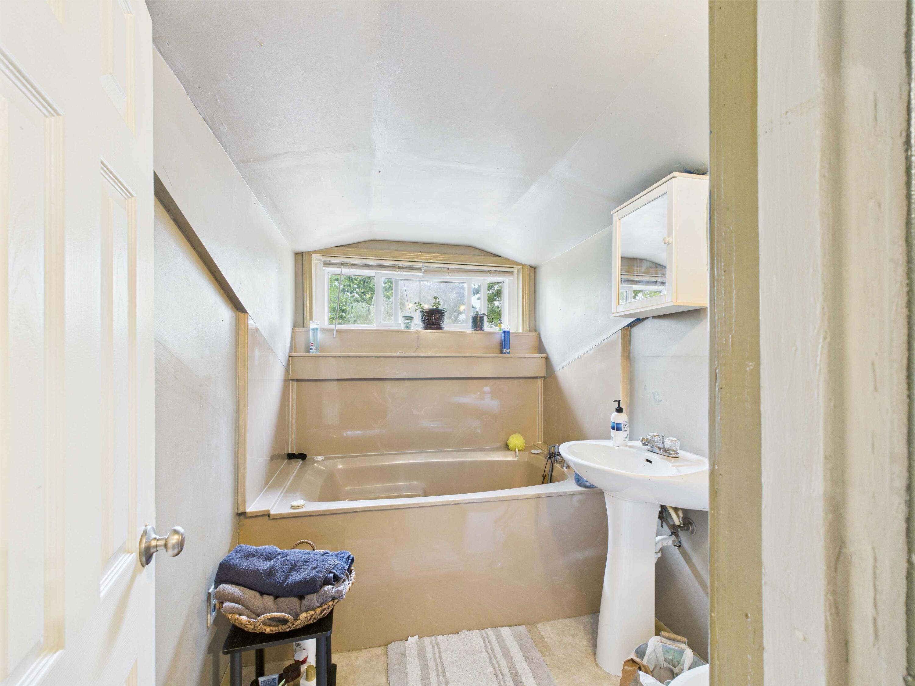 54 Southgate Drive Property Photo 16