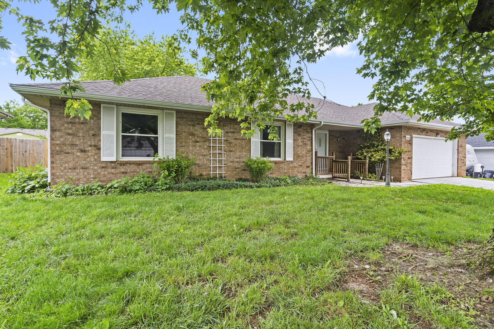 404 Hillcrest Avenue Property Photo 2