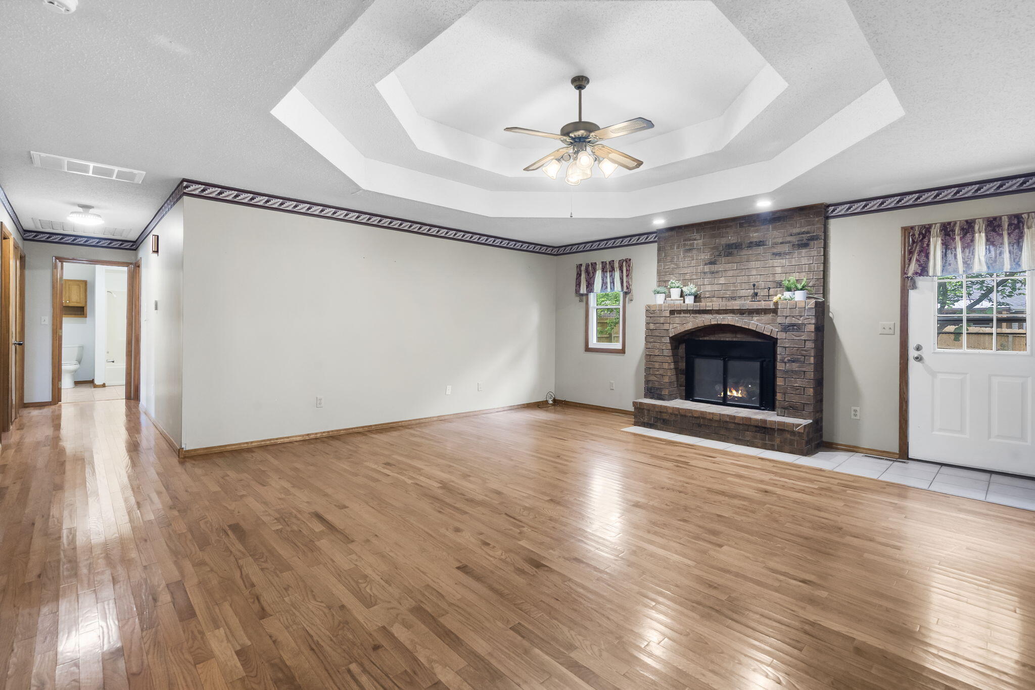 404 Hillcrest Avenue Property Photo 3