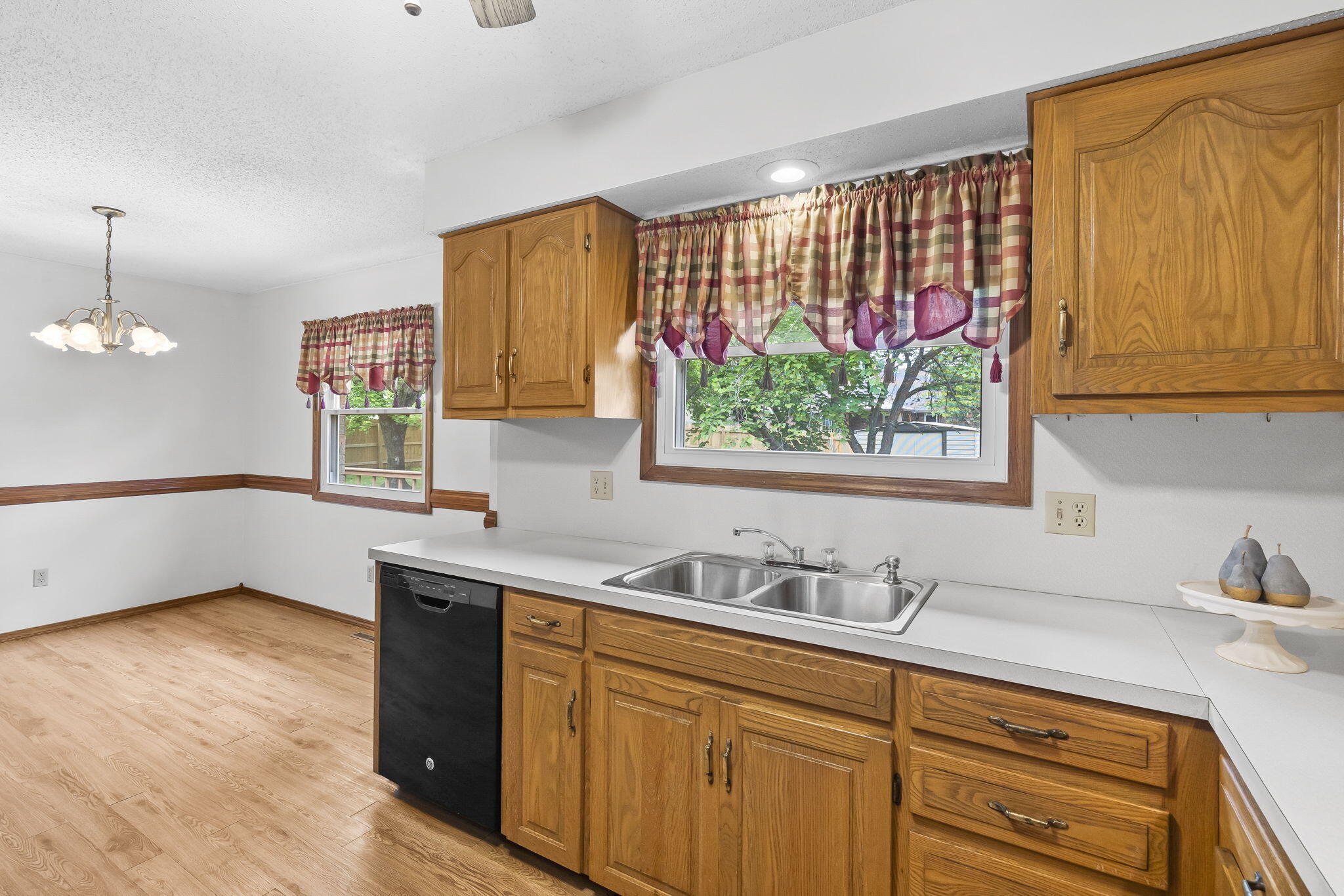 404 Hillcrest Avenue Property Photo 11