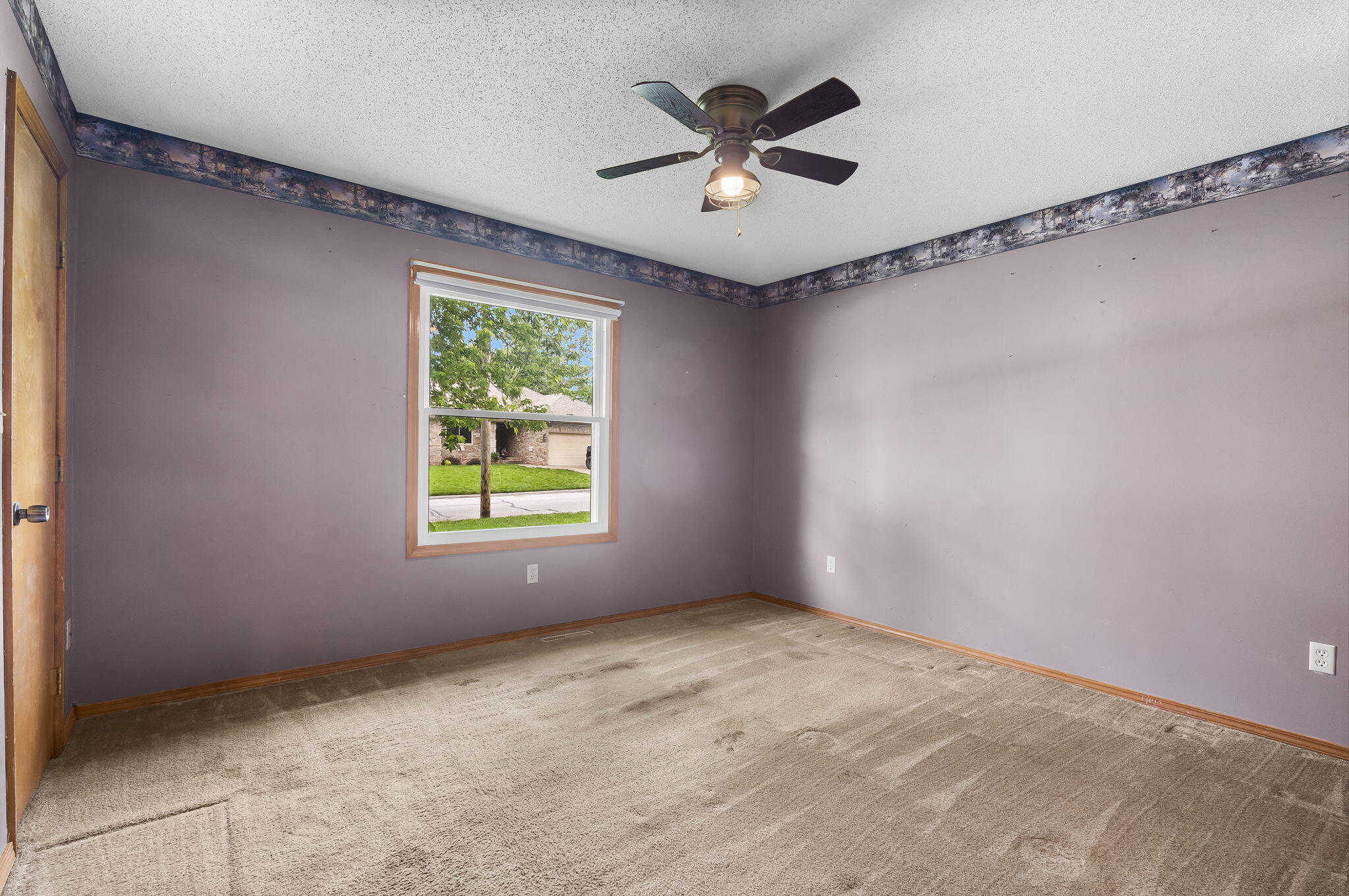 404 Hillcrest Avenue Property Photo 16