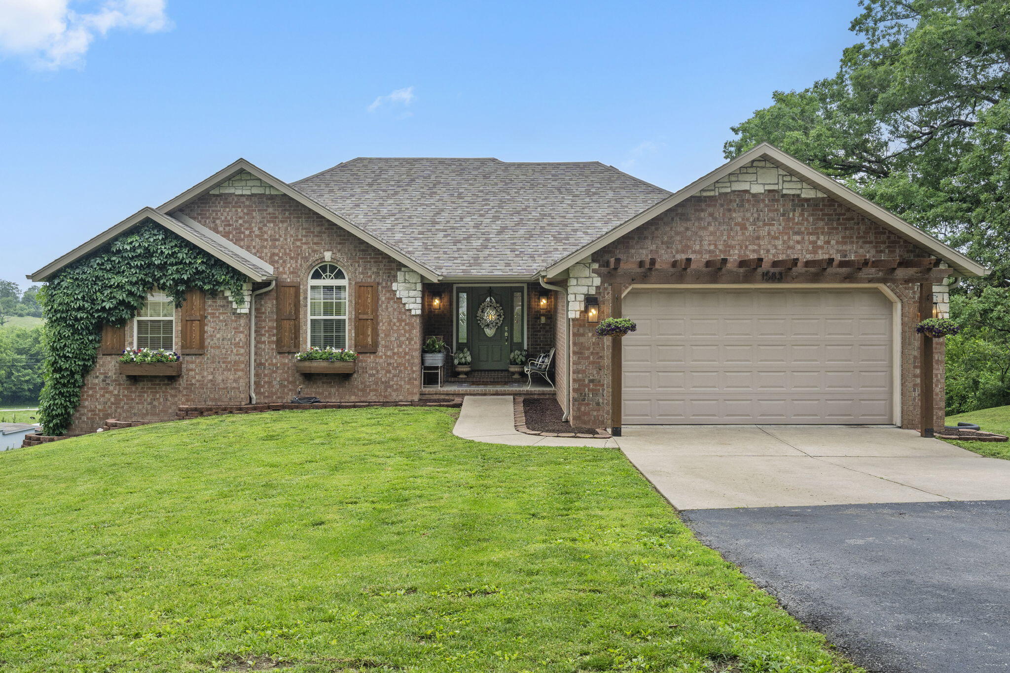 1583 State Highway Jj Property Photo 2