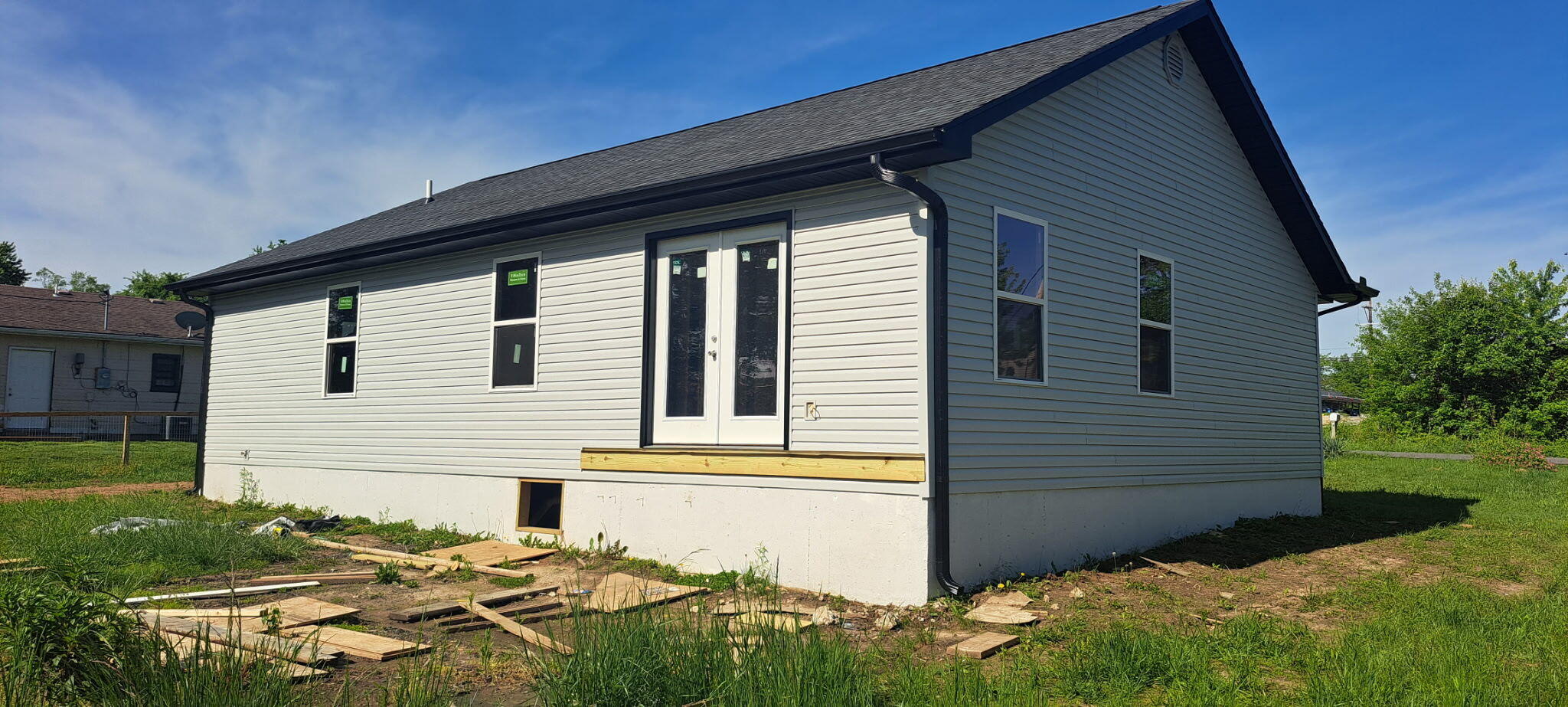 712 Fir Street Property Photo 2