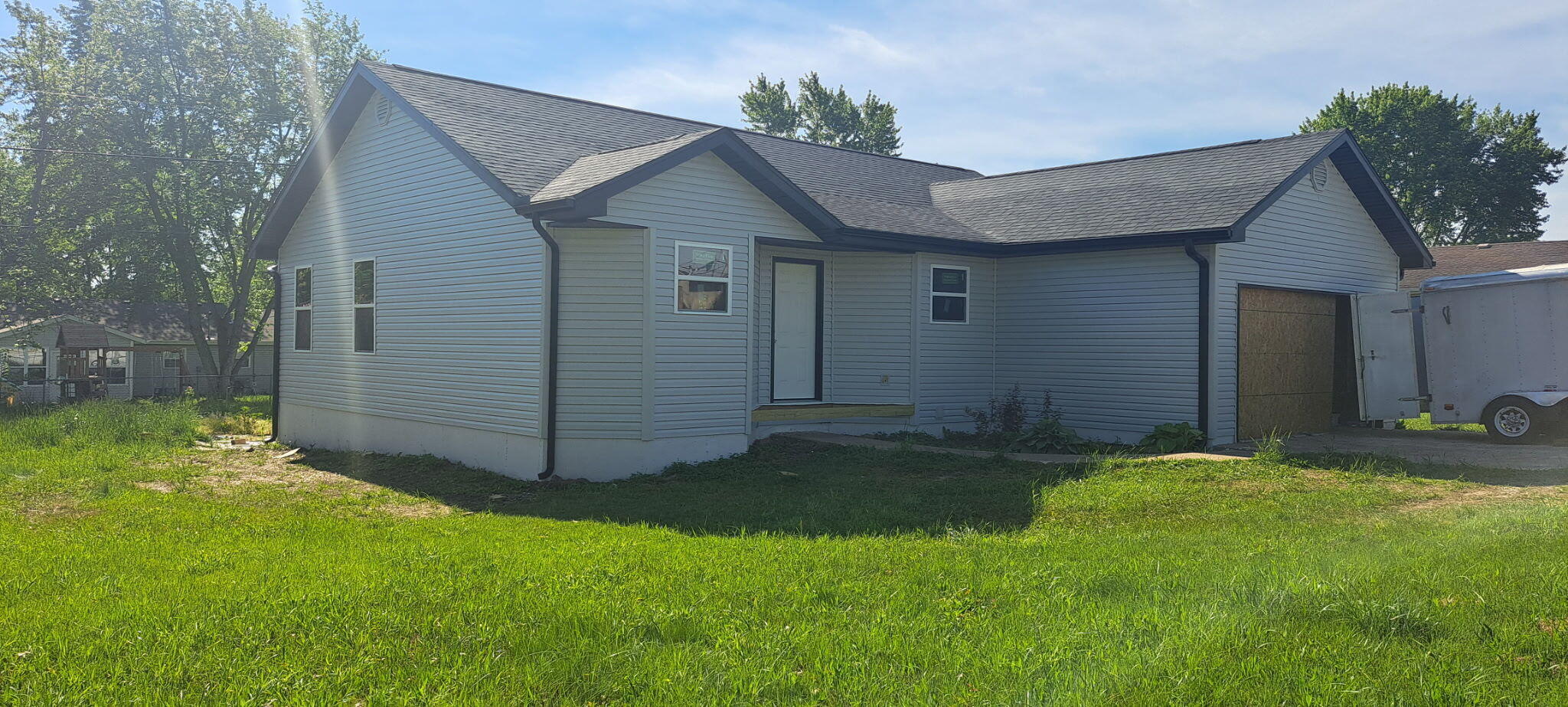 712 Fir Street Property Photo 5