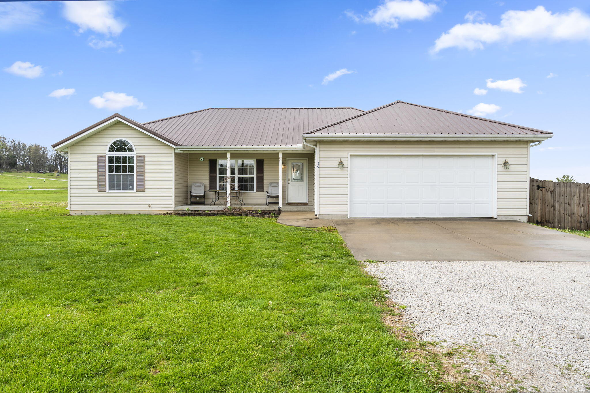 39 Sunnybrook Circle Property Photo 2