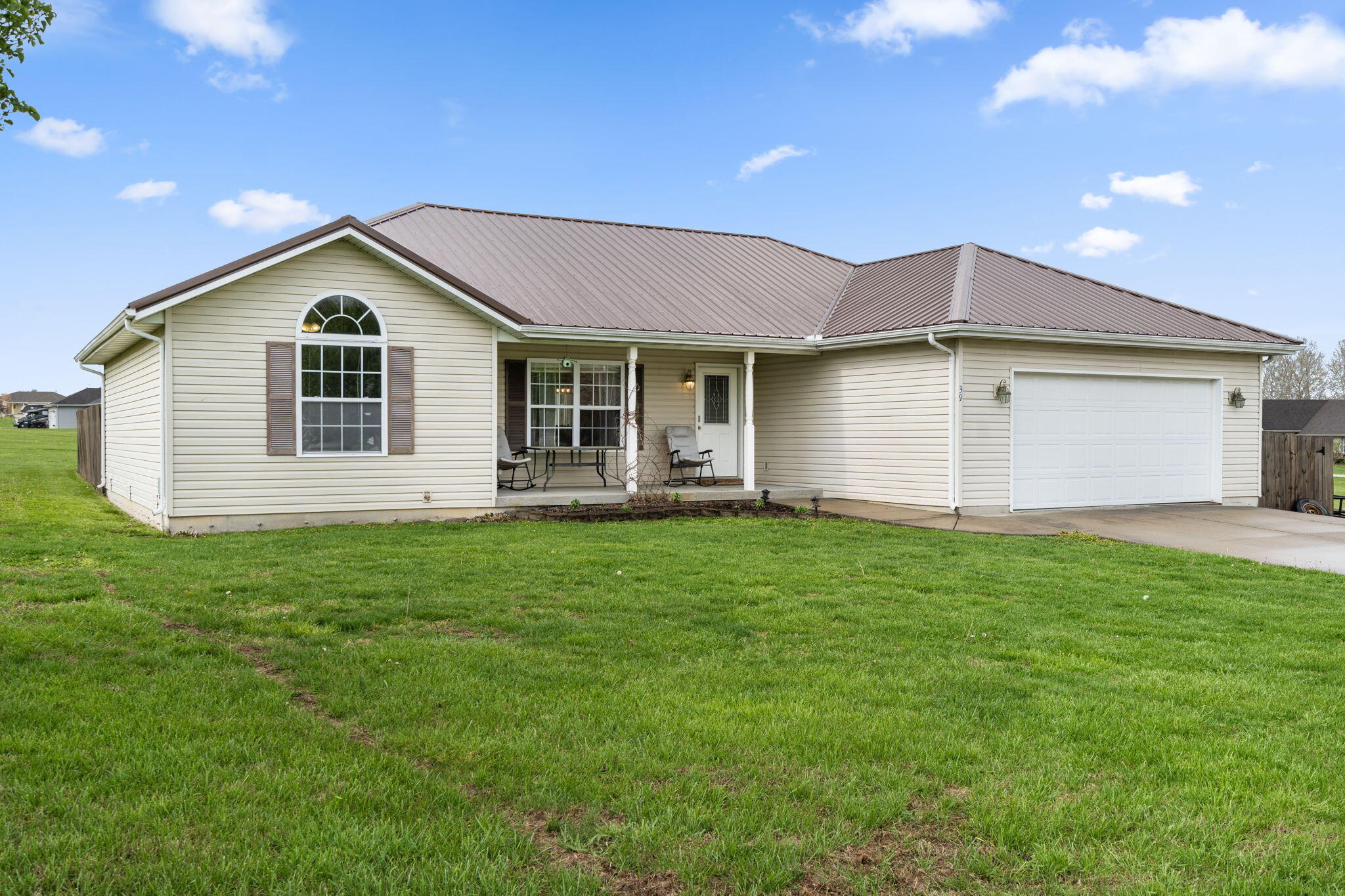 39 Sunnybrook Circle Property Photo 3