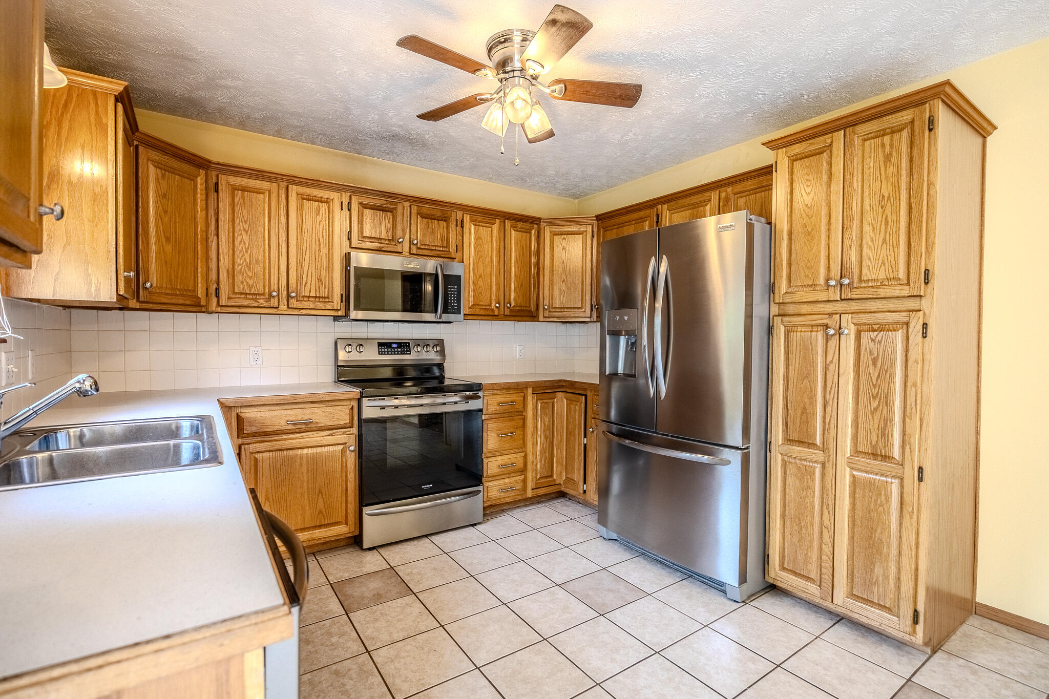 628 West Danielle Street Property Photo 11