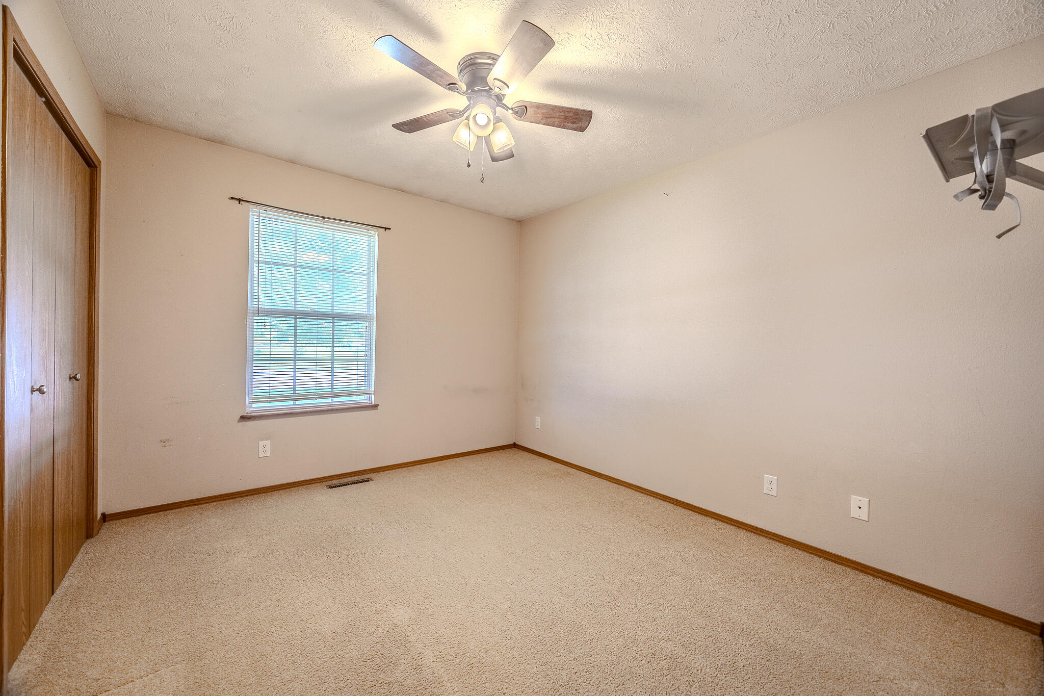 628 West Danielle Street Property Photo 20