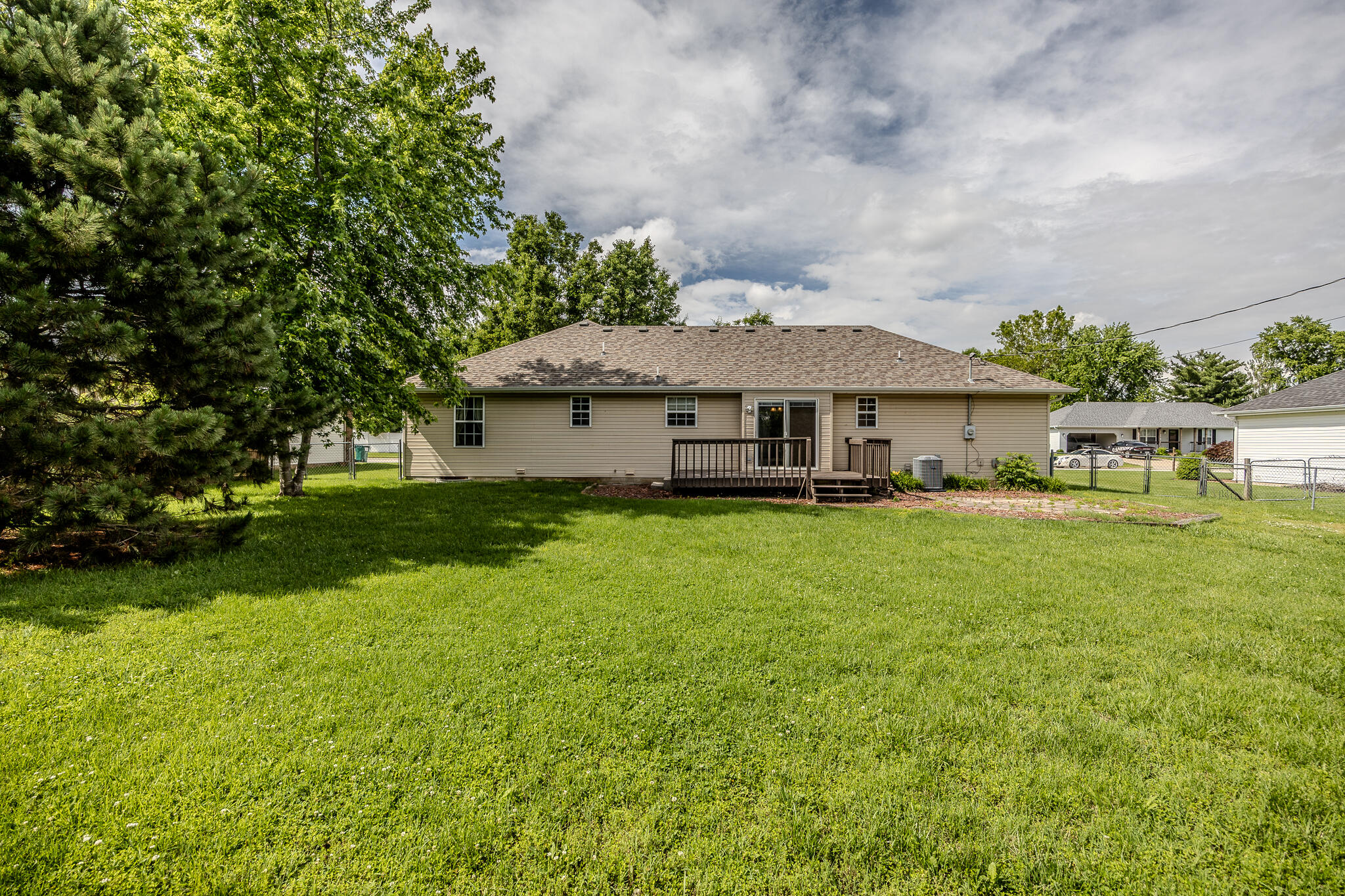 628 West Danielle Street Property Photo 28