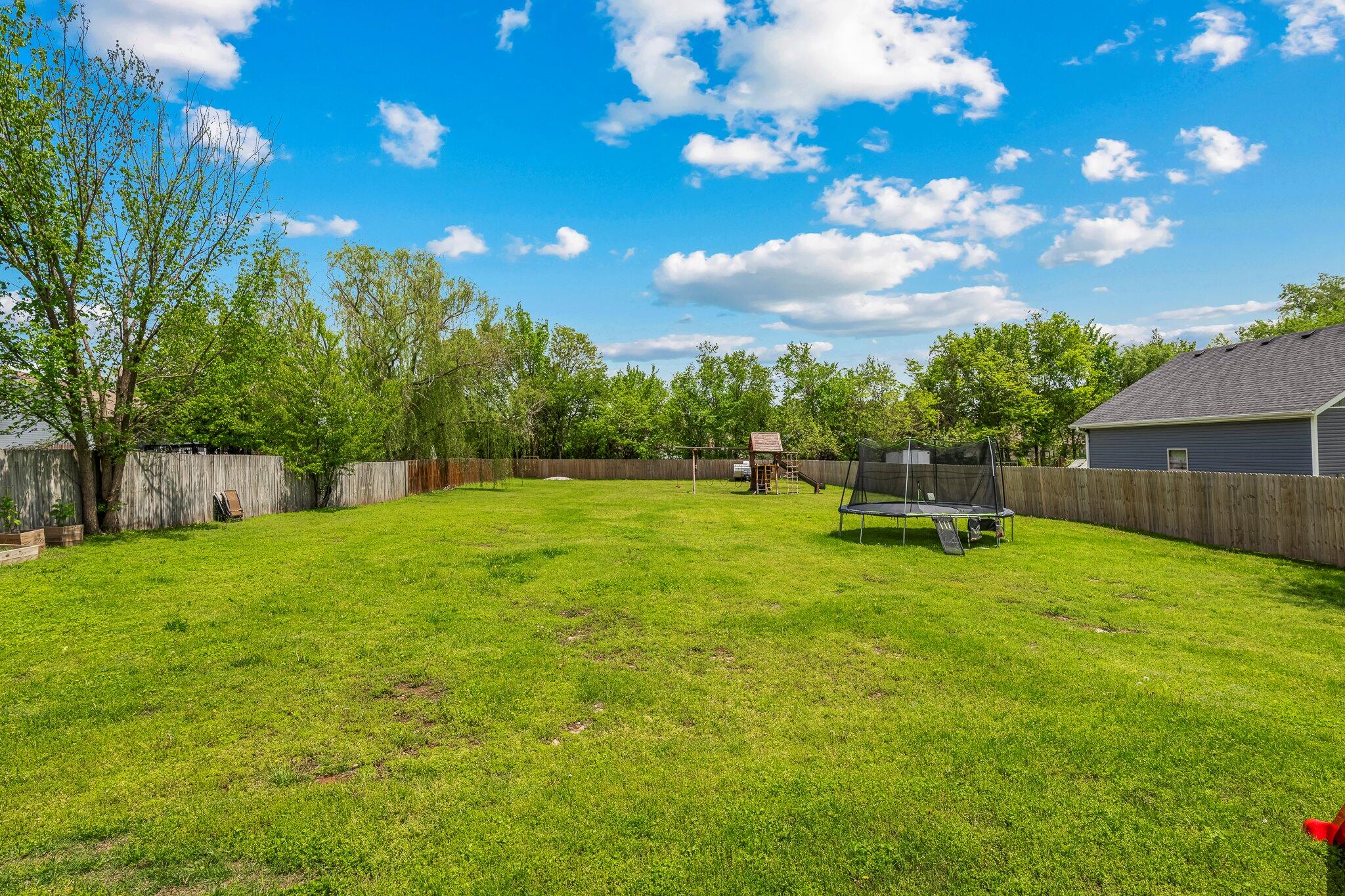 816 South Miller Road Property Photo 27