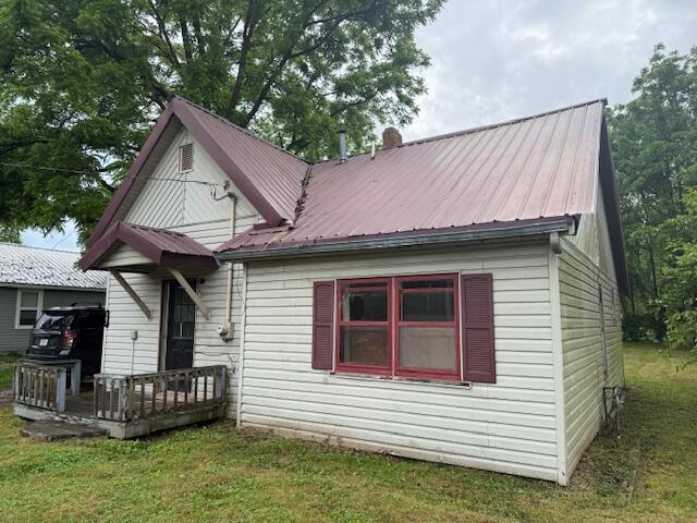 507 South Lake Street Property Photo 2