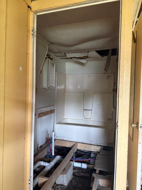 507 South Lake Street Property Photo 14