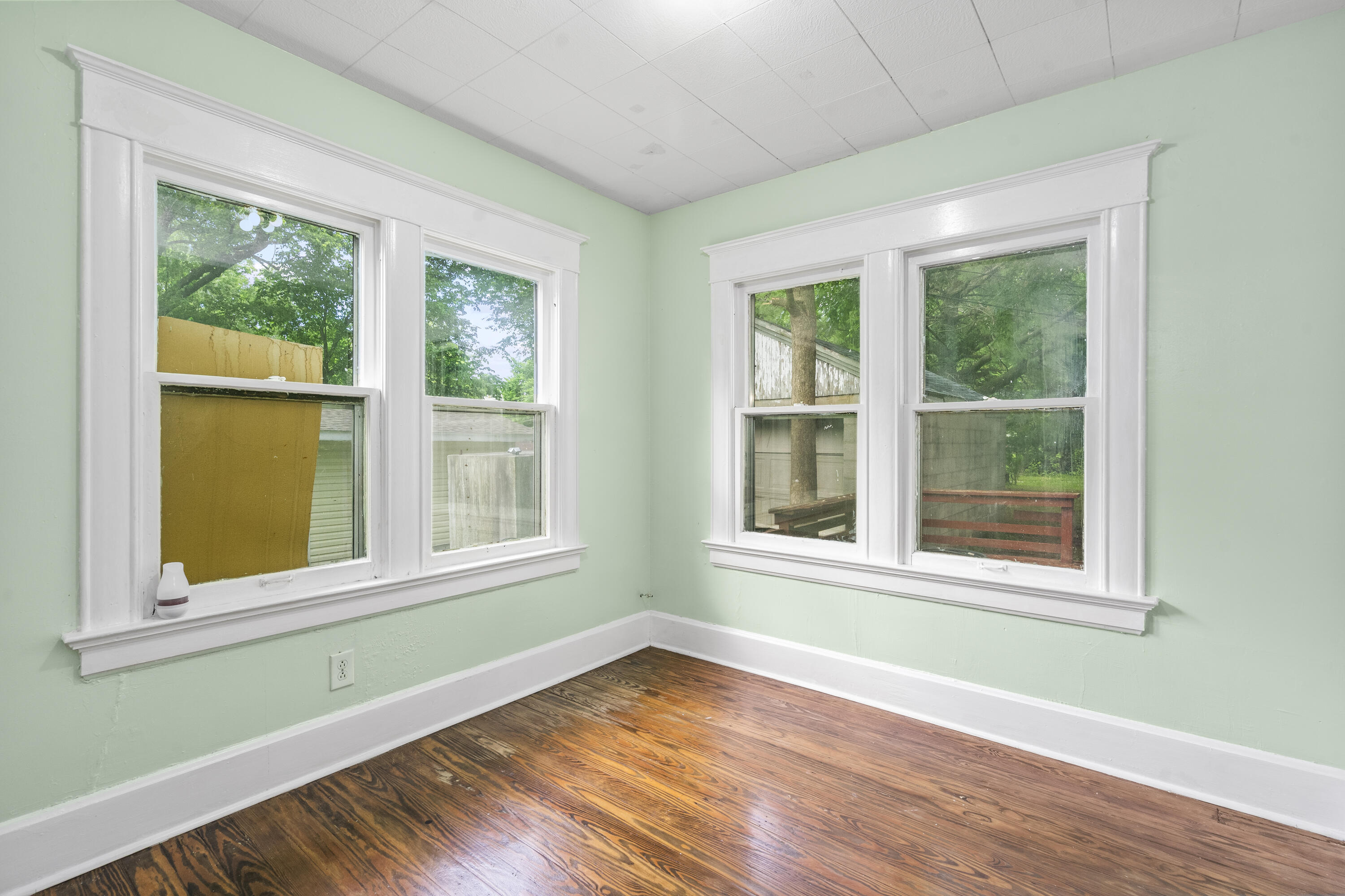 2116 North Campbell Avenue Property Photo 14