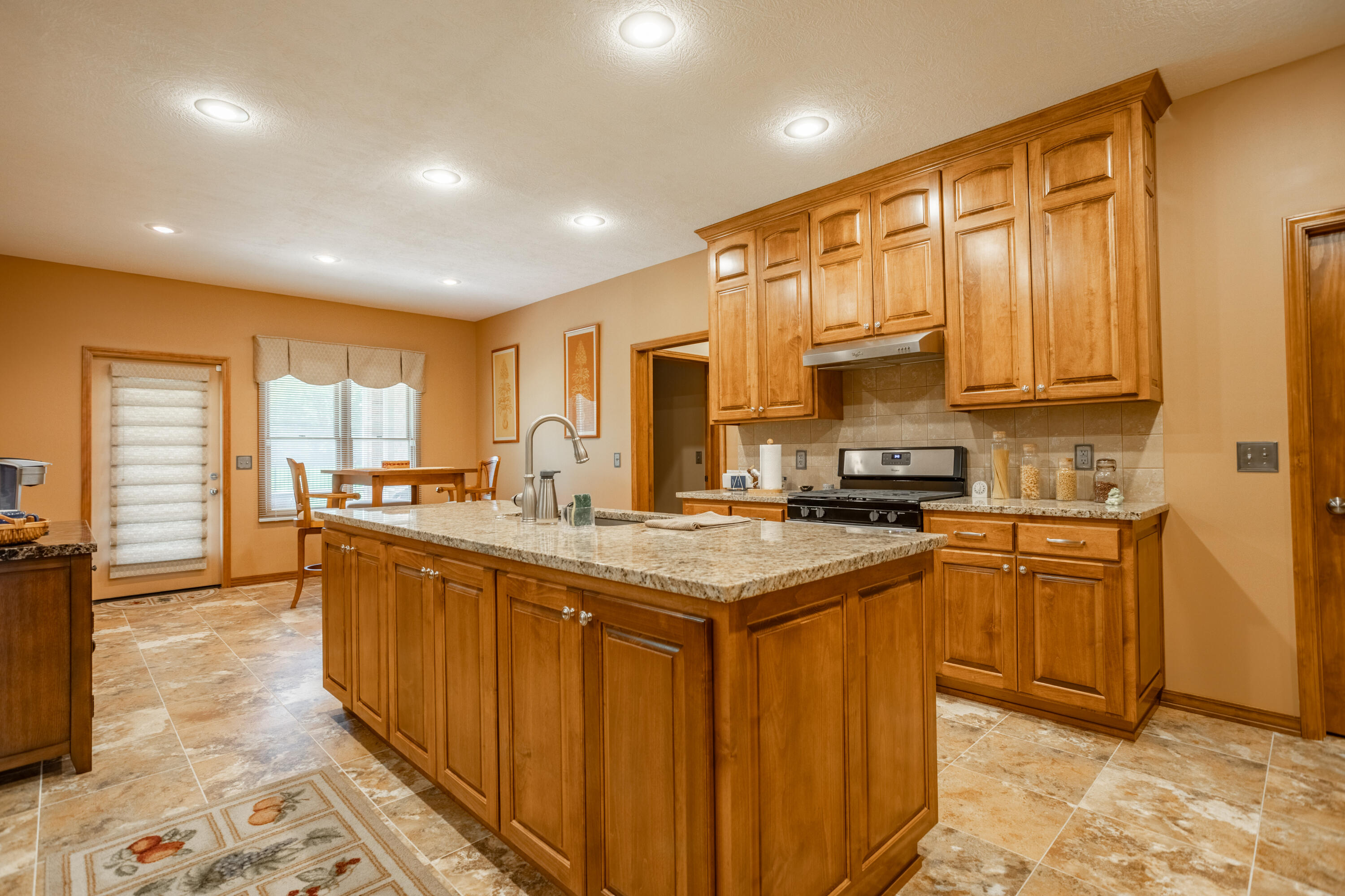 8326 Shinnecock Drive Property Photo 11