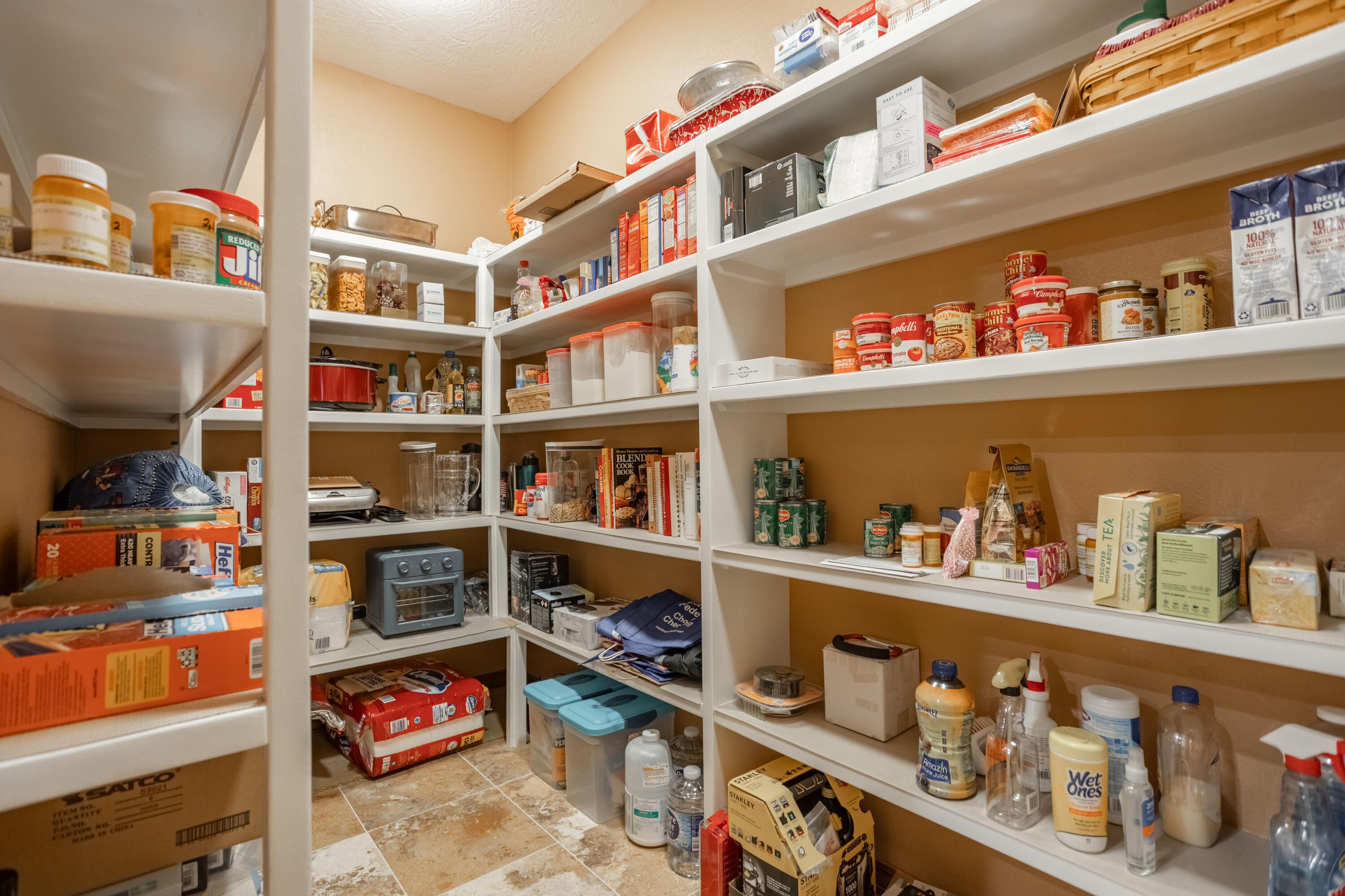 8326 Shinnecock Drive Property Photo 12