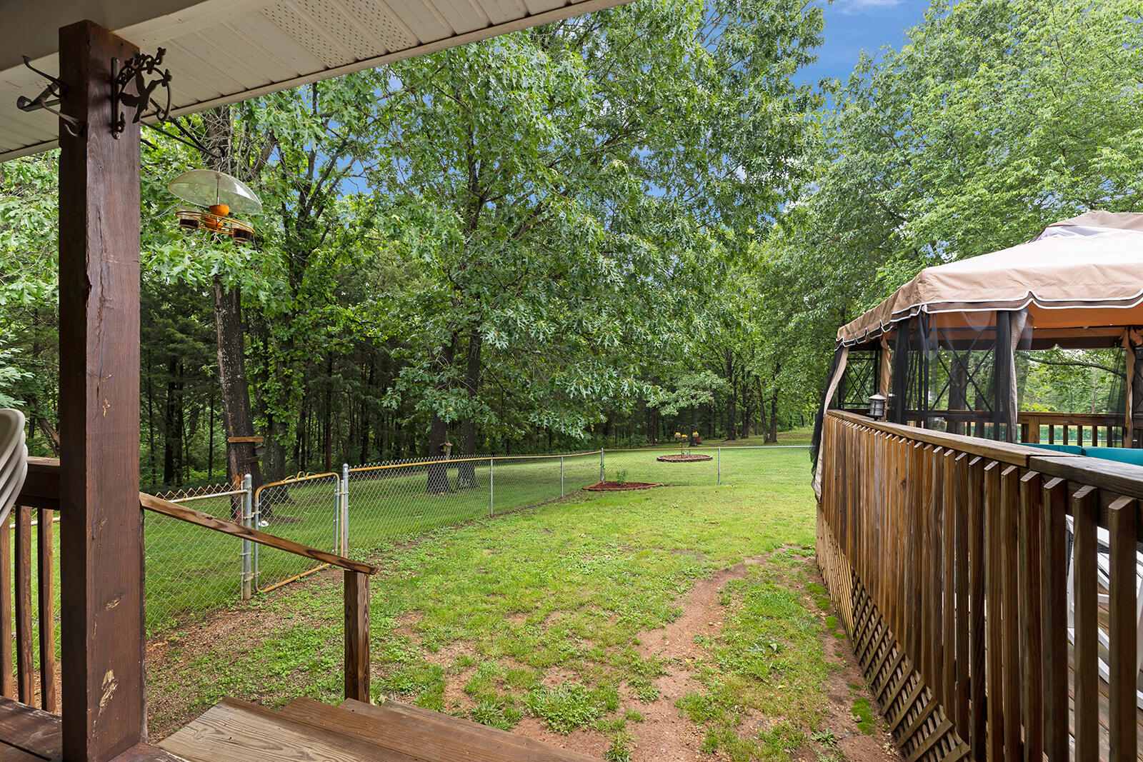 300 Rockytop Lane Property Photo 32