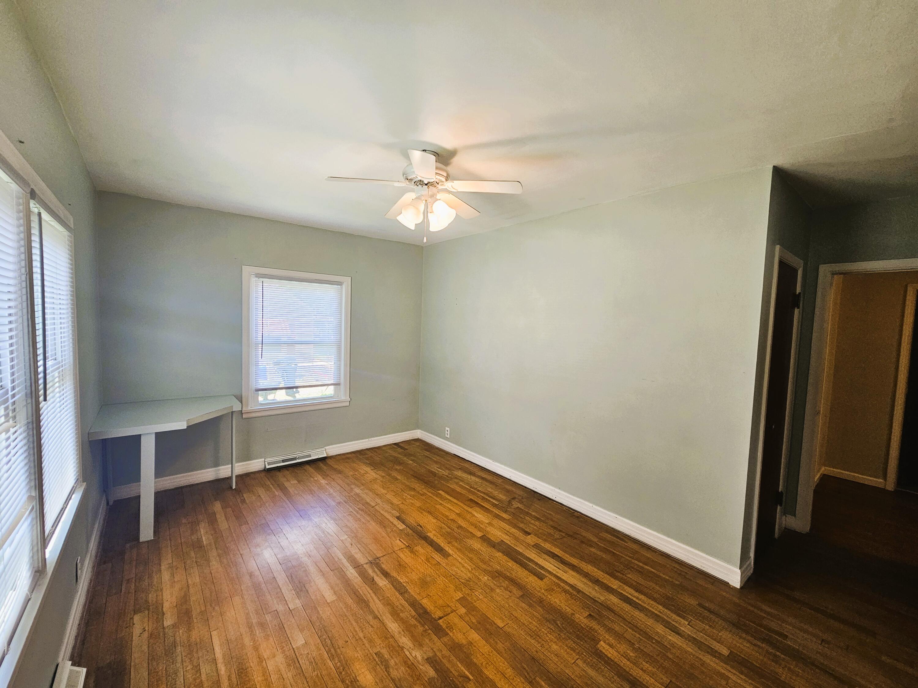107 West Poplar Street Property Photo 19