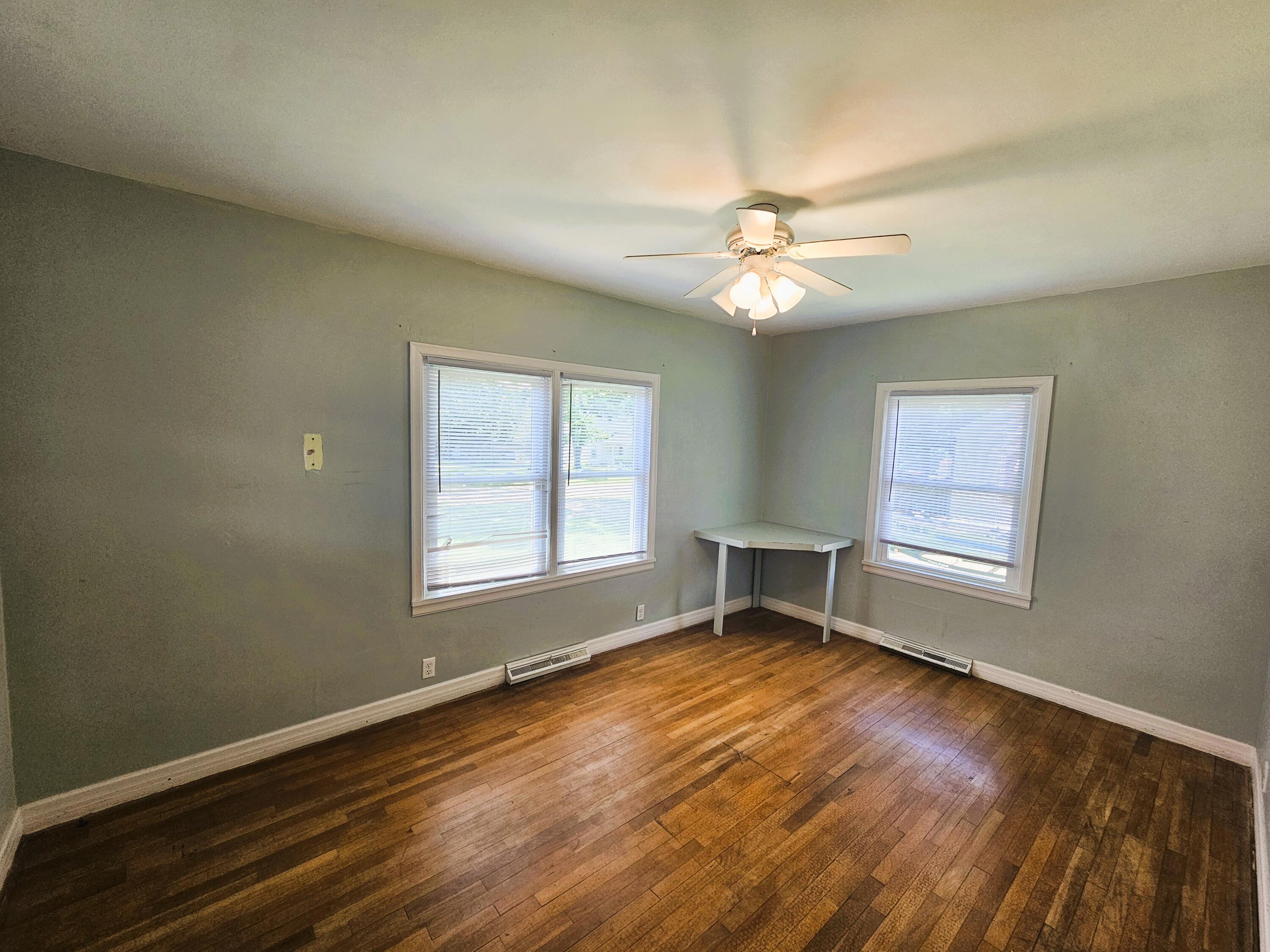 107 West Poplar Street Property Photo 20
