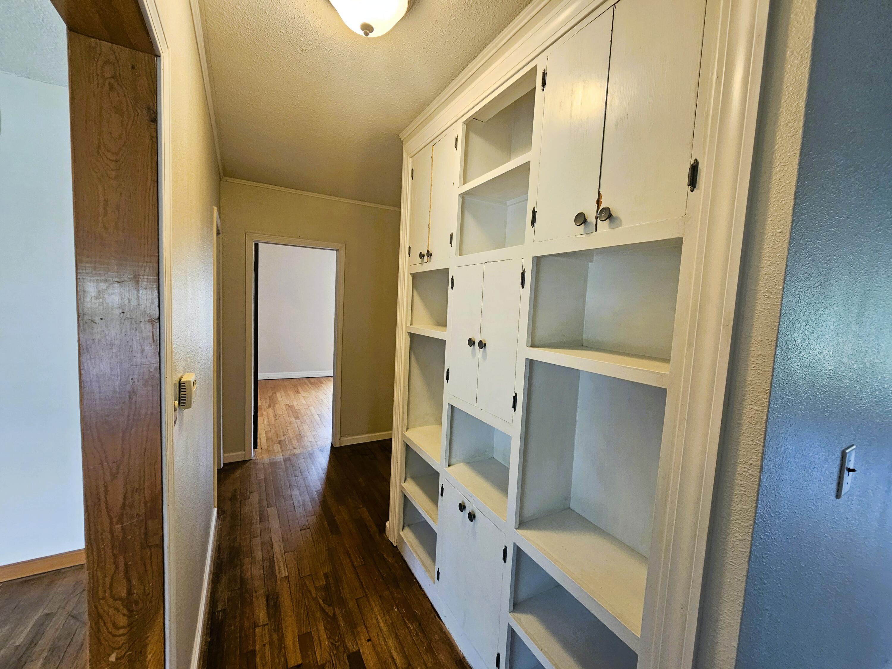 107 West Poplar Street Property Photo 28