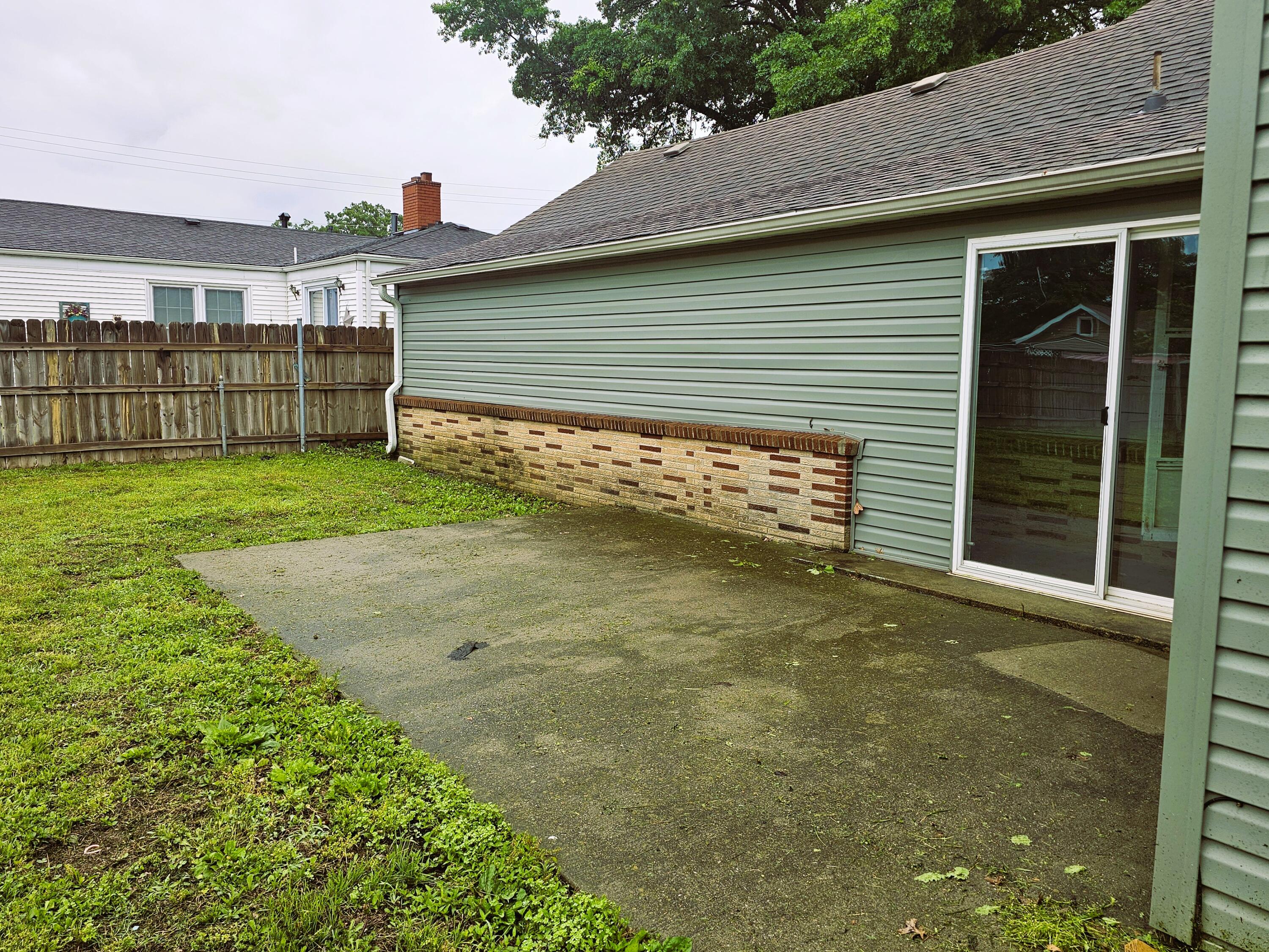107 West Poplar Street Property Photo 38