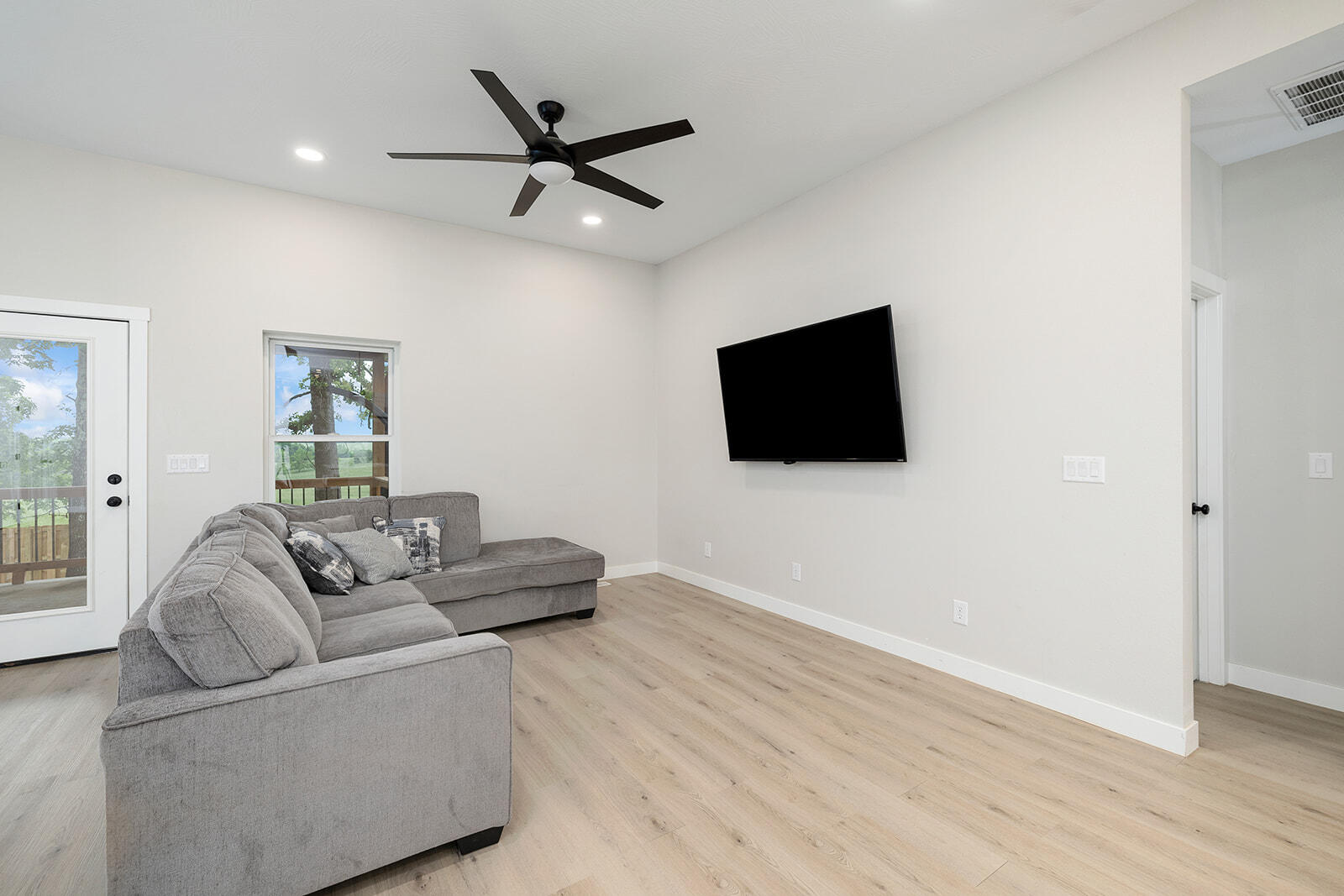 820 East Sugar Mill Road Property Photo 15