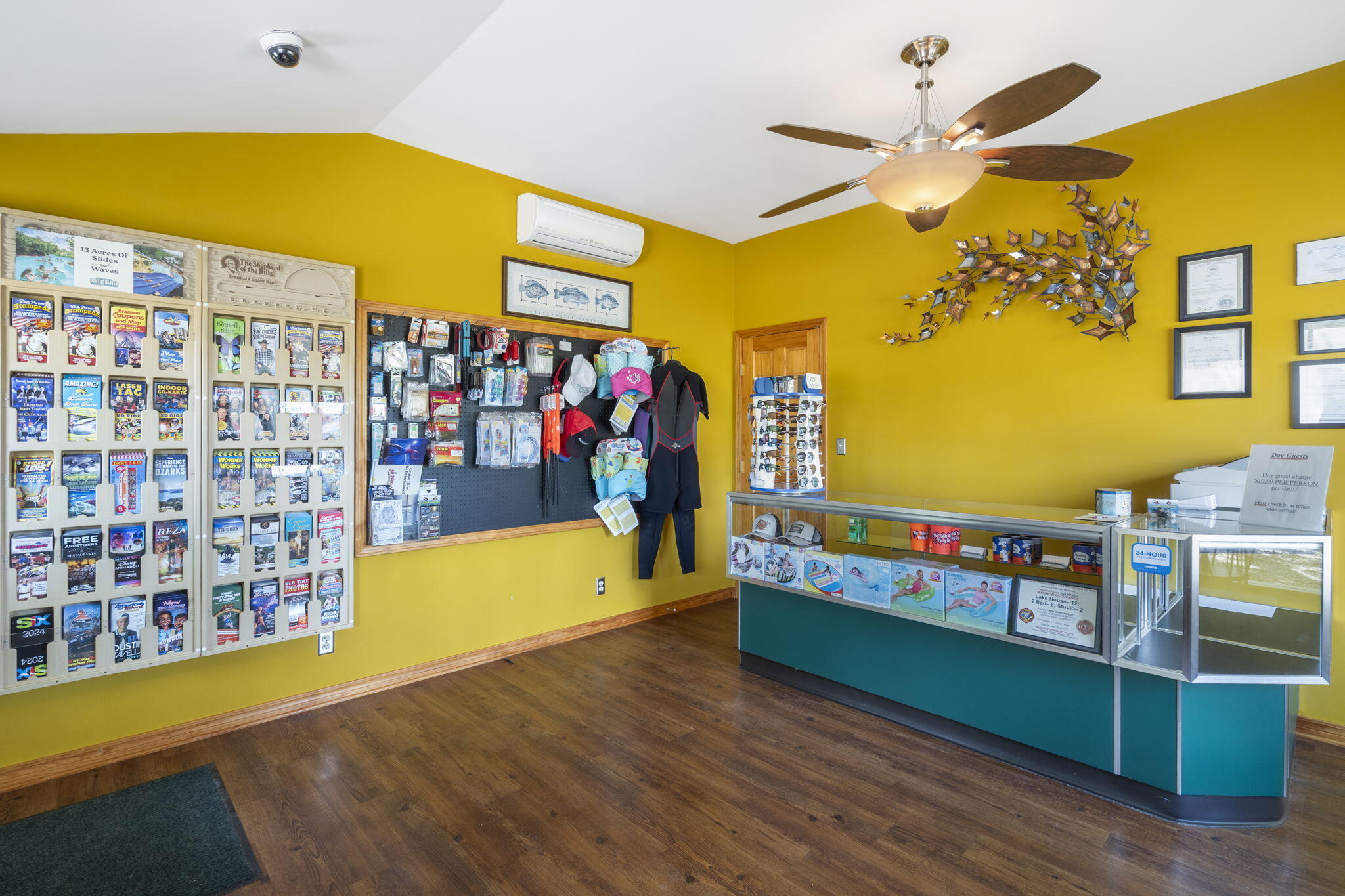 638 Double Day Property Photo 11
