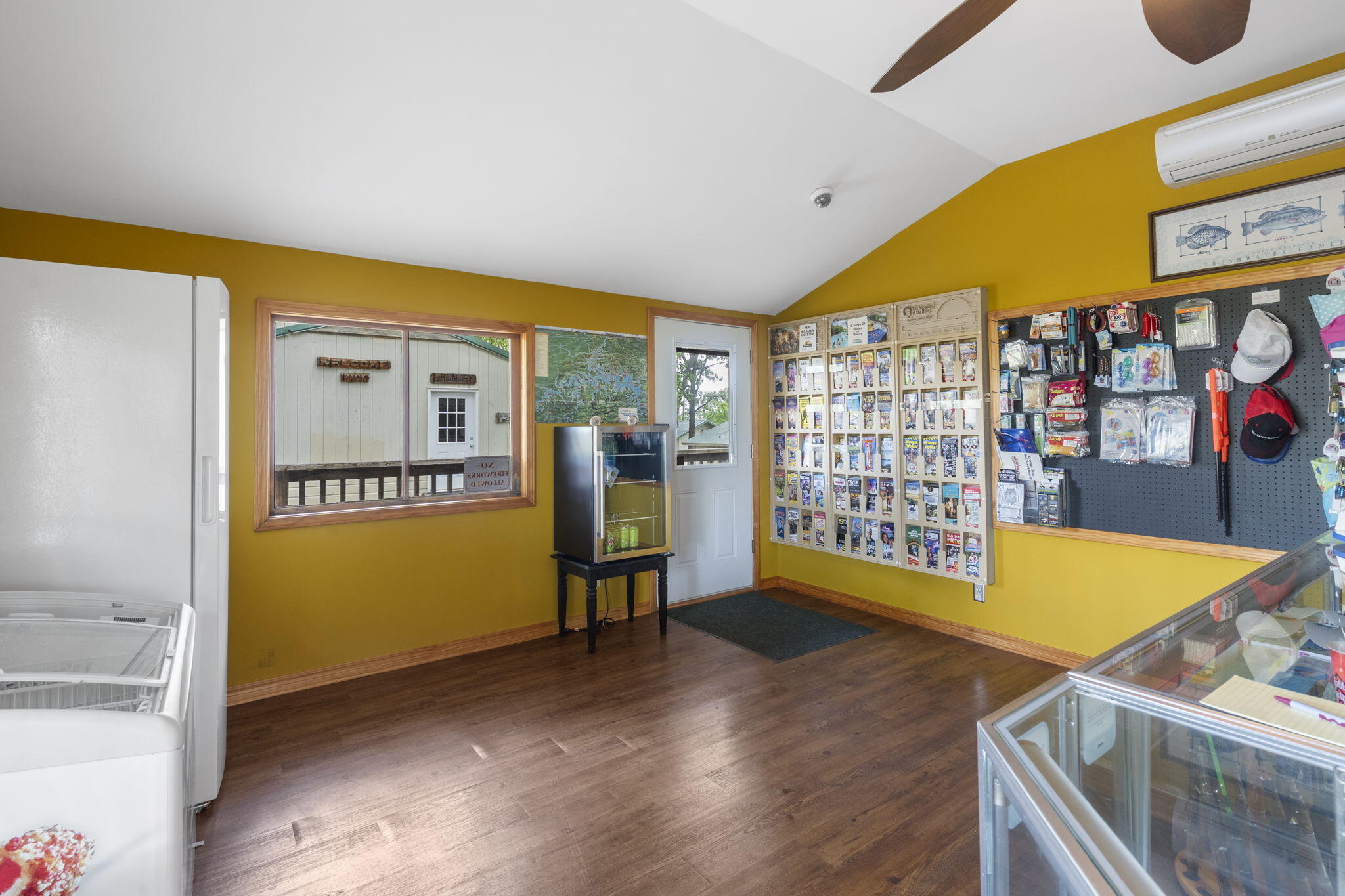 638 Double Day Property Photo 13