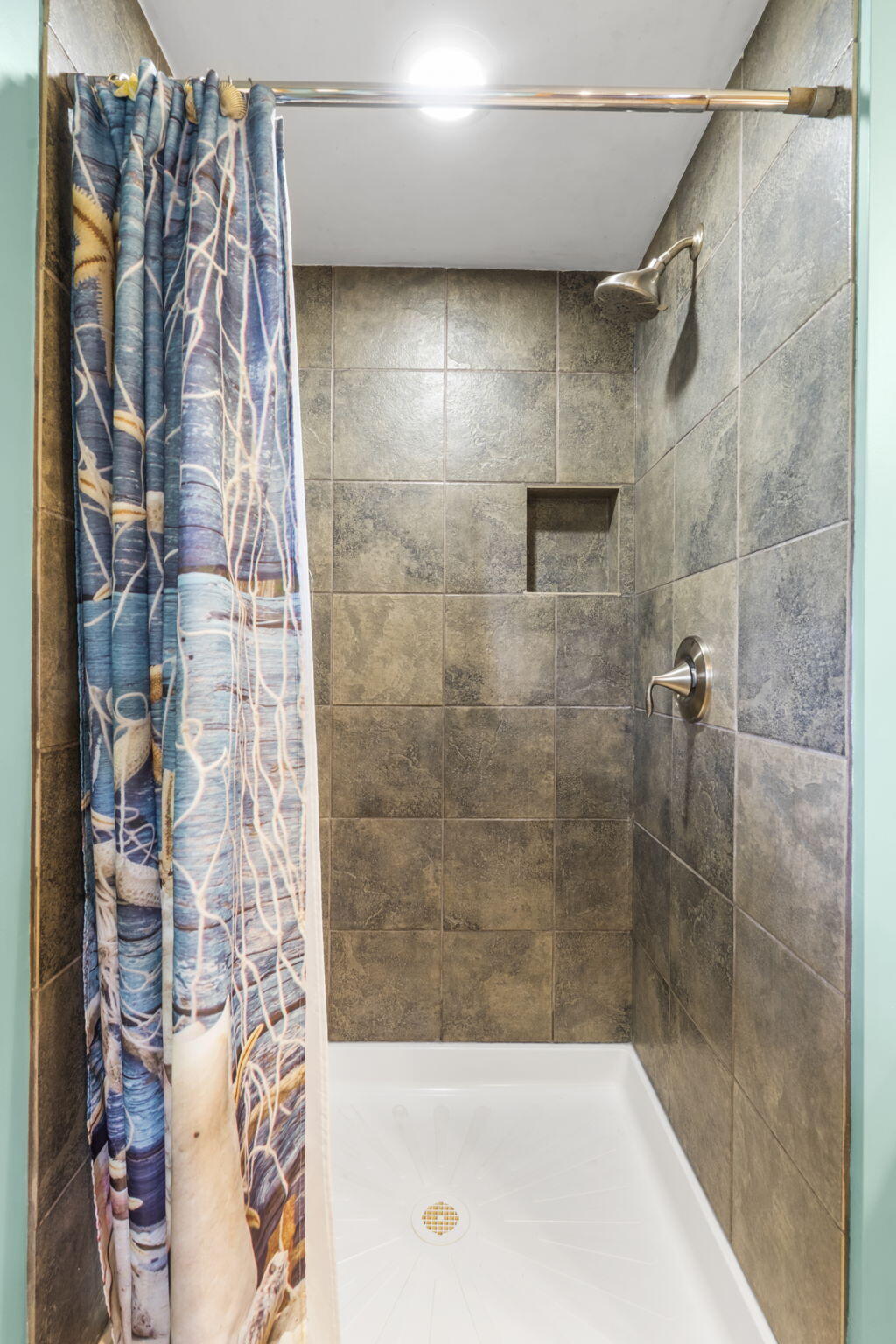 638 Double Day Property Photo 20