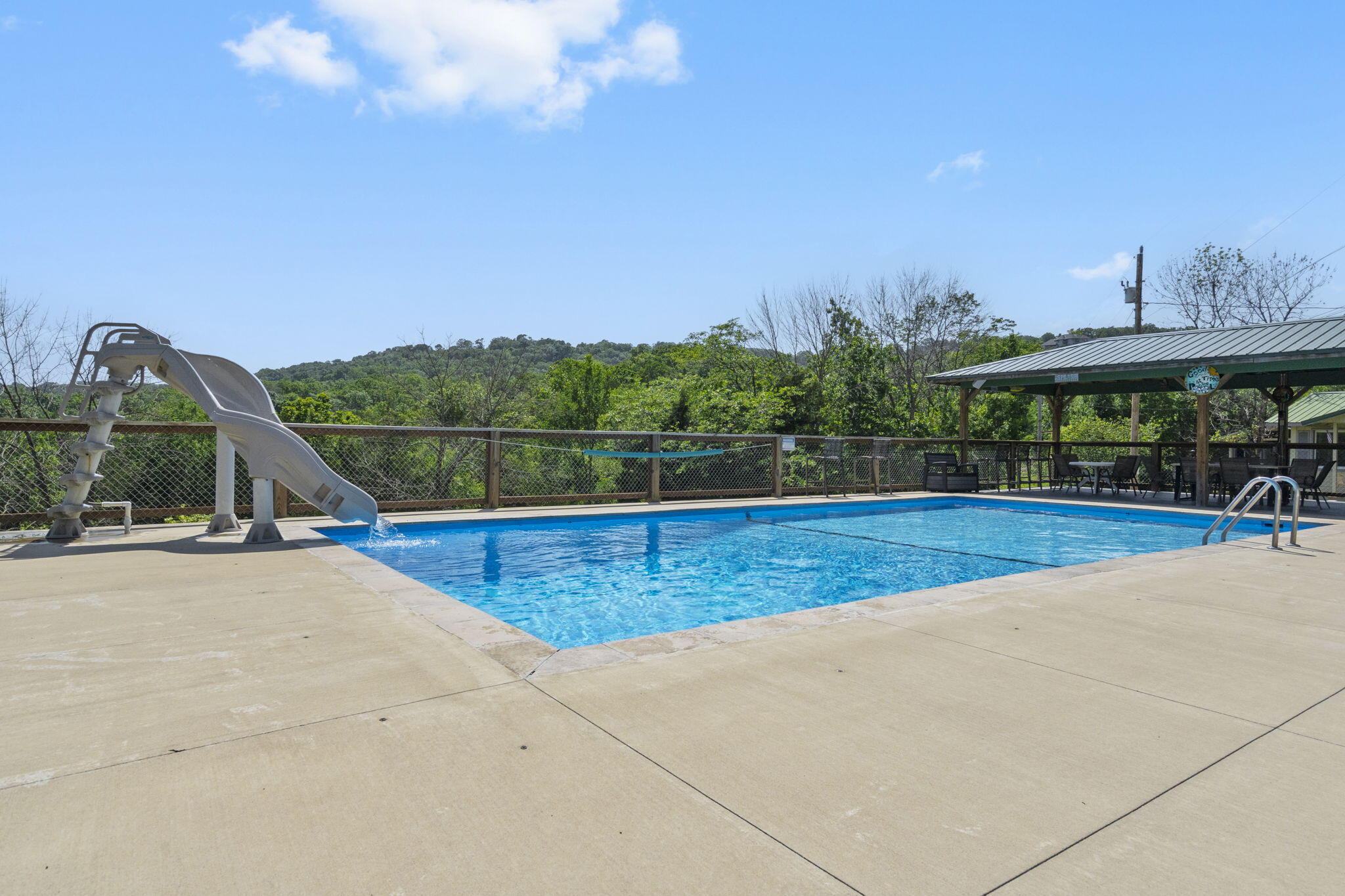 638 Double Day Property Photo 31