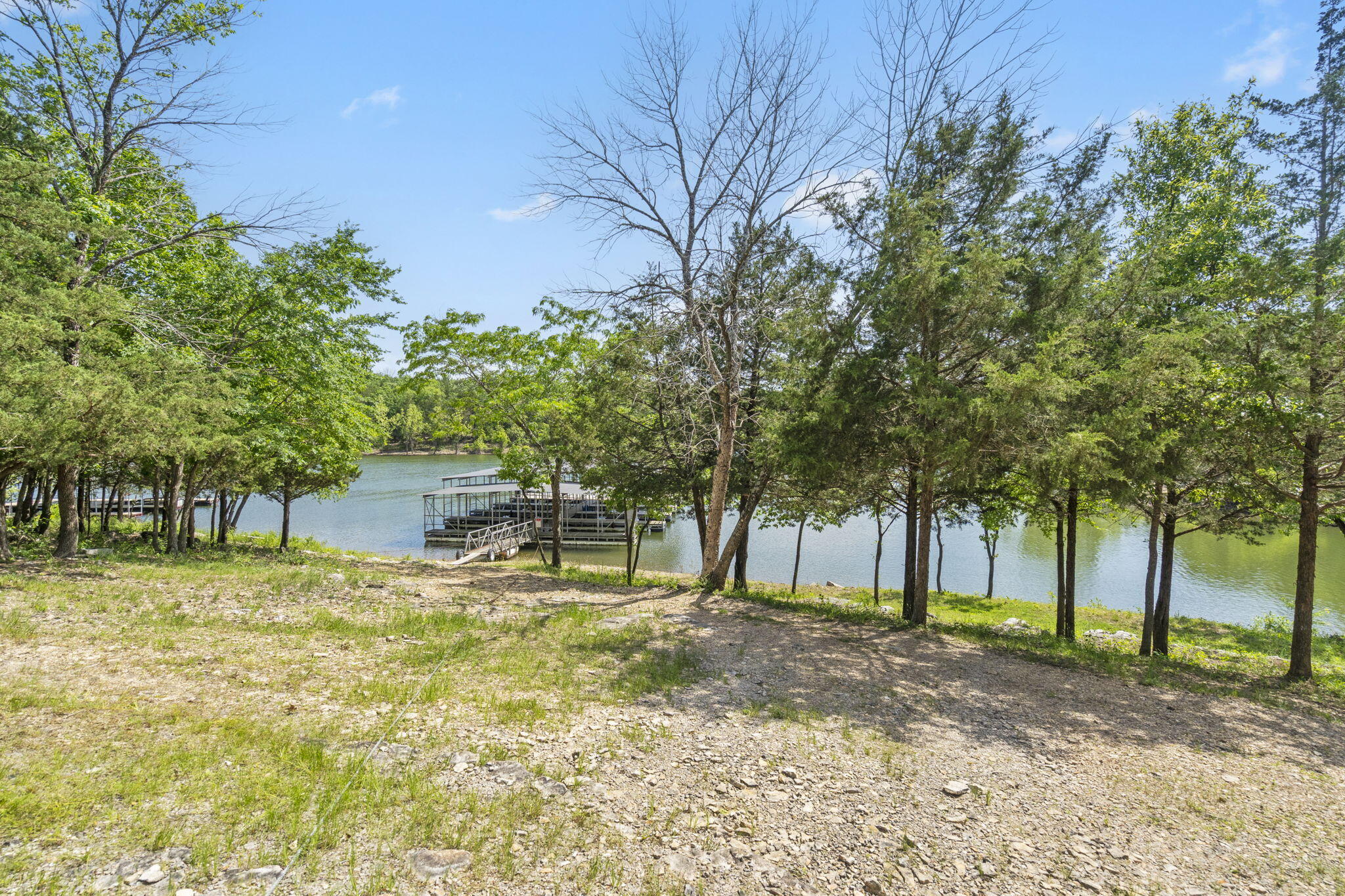 638 Double Day Property Photo 37