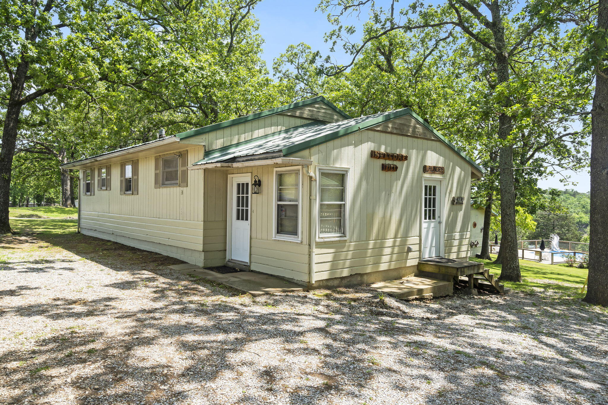 638 Double Day Property Photo 105