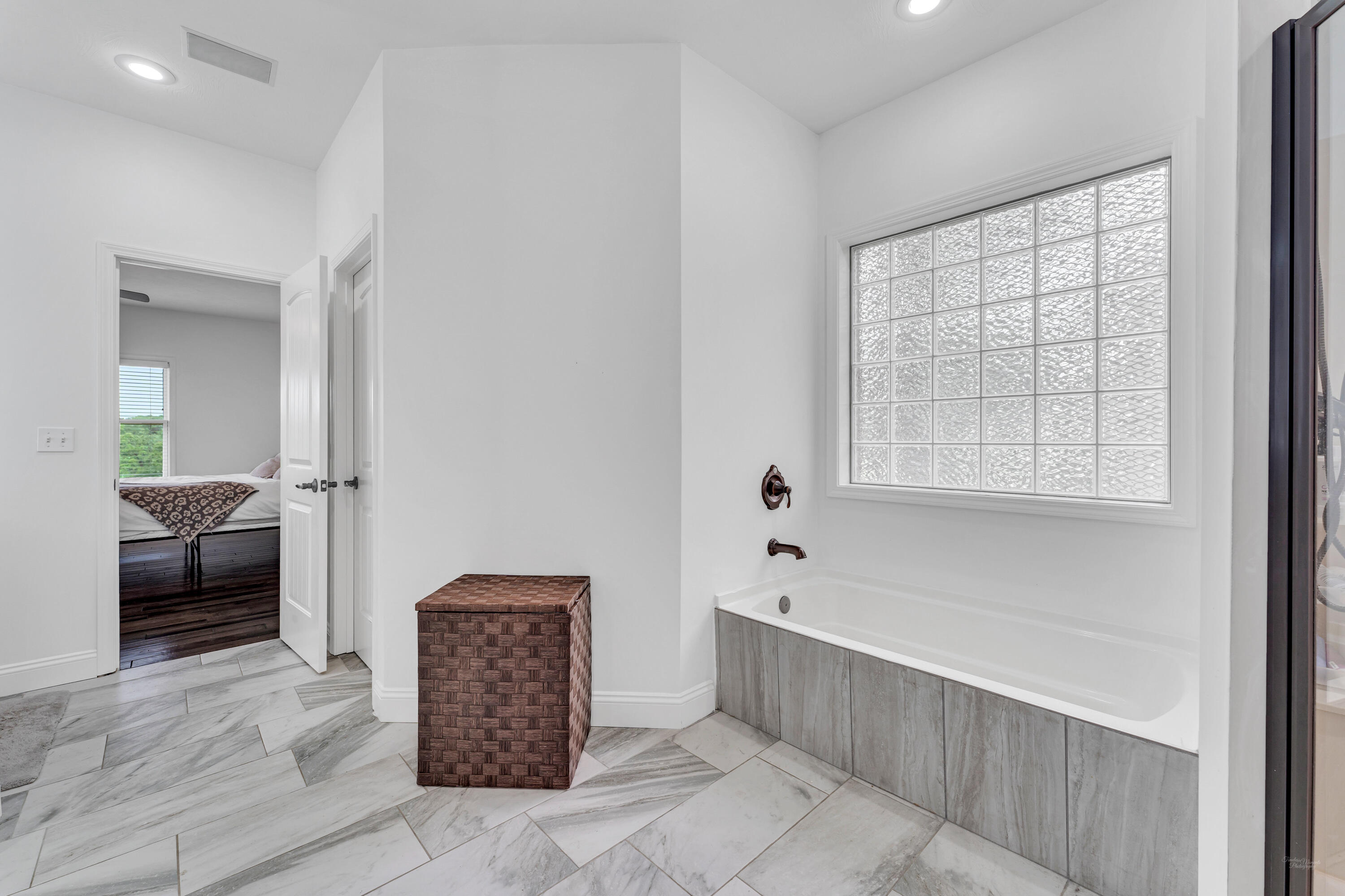 108 Island Green Drive Property Photo 24