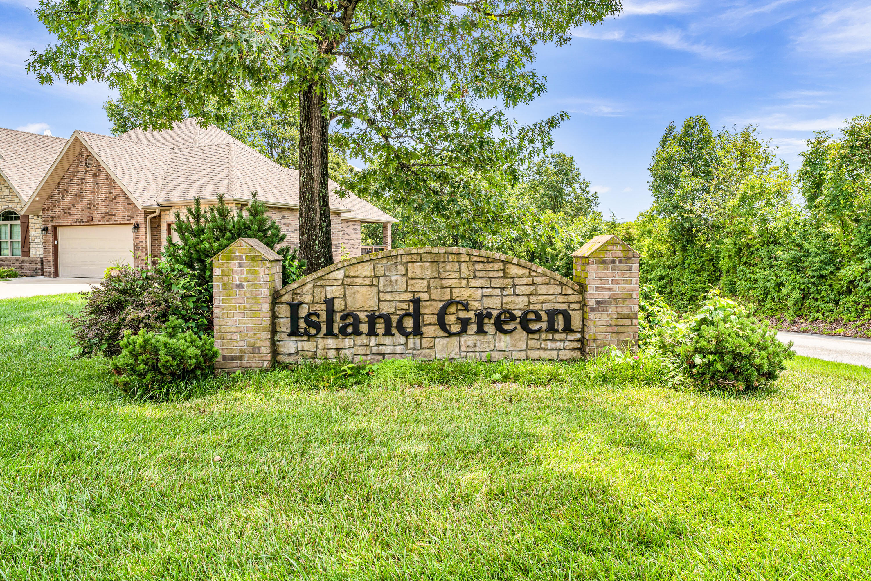 108 Island Green Drive Property Photo 54