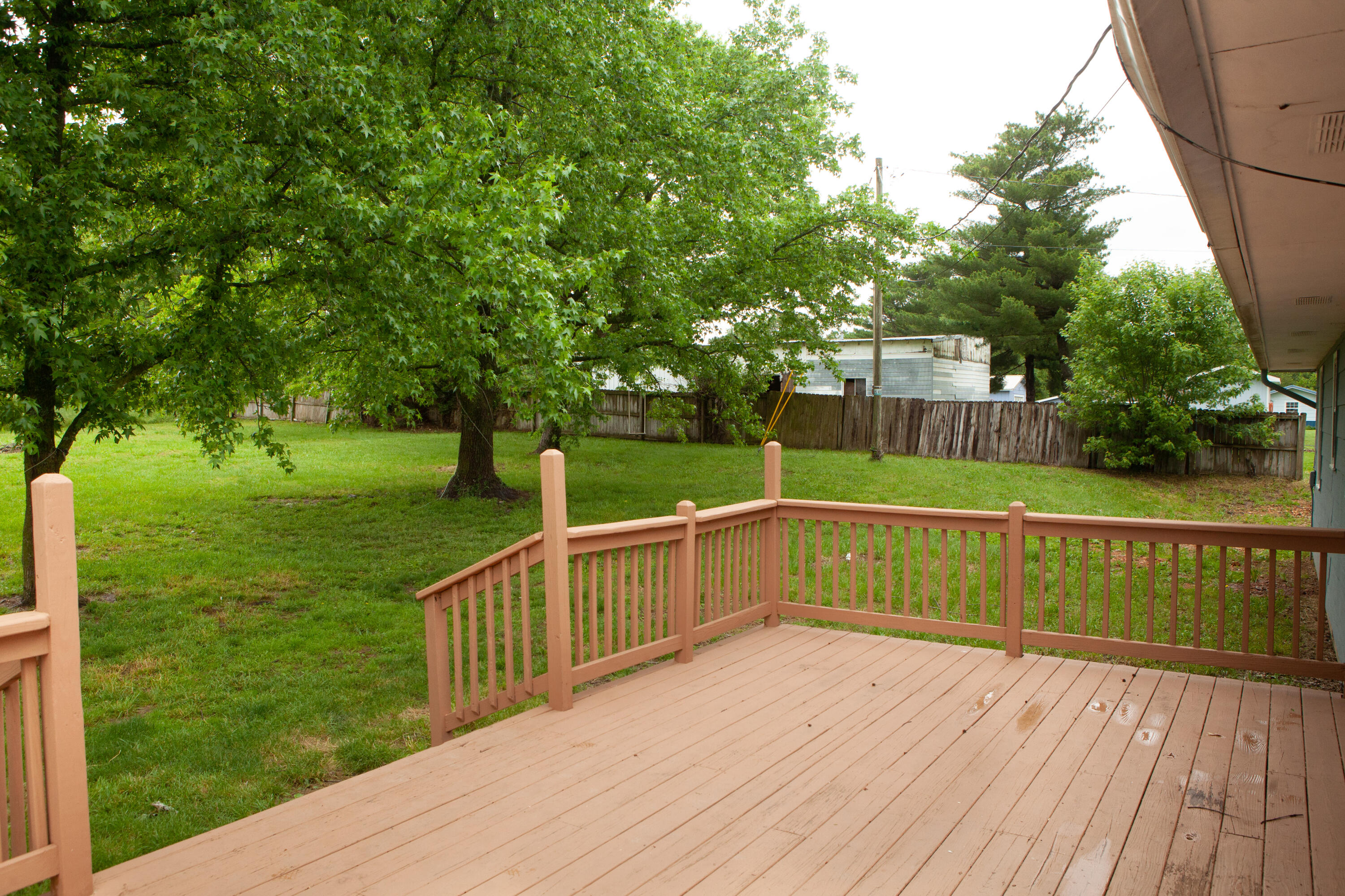 18627 Farm Road 1075 Property Photo 23