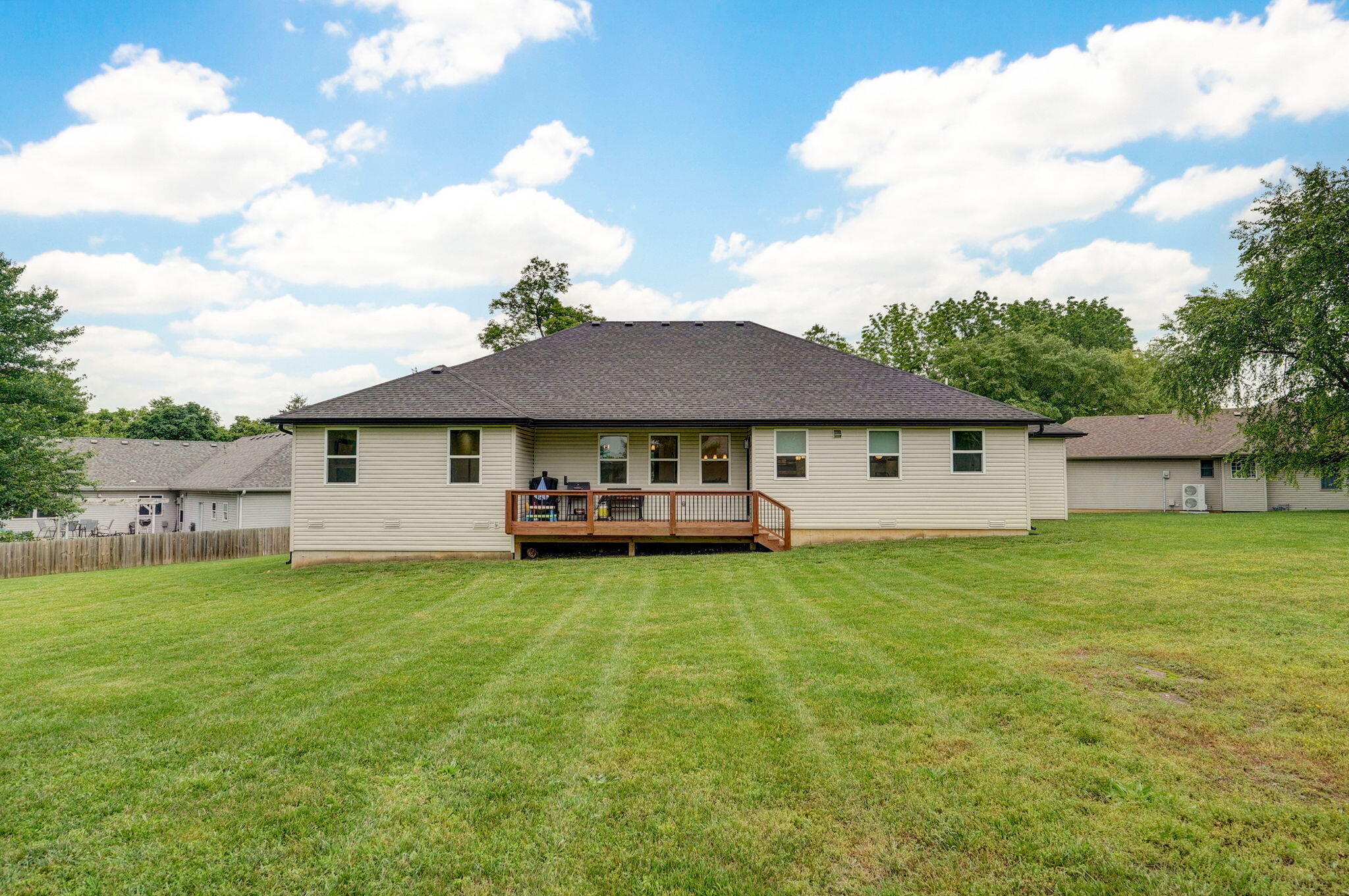 498 Mockingbird Property Photo 31